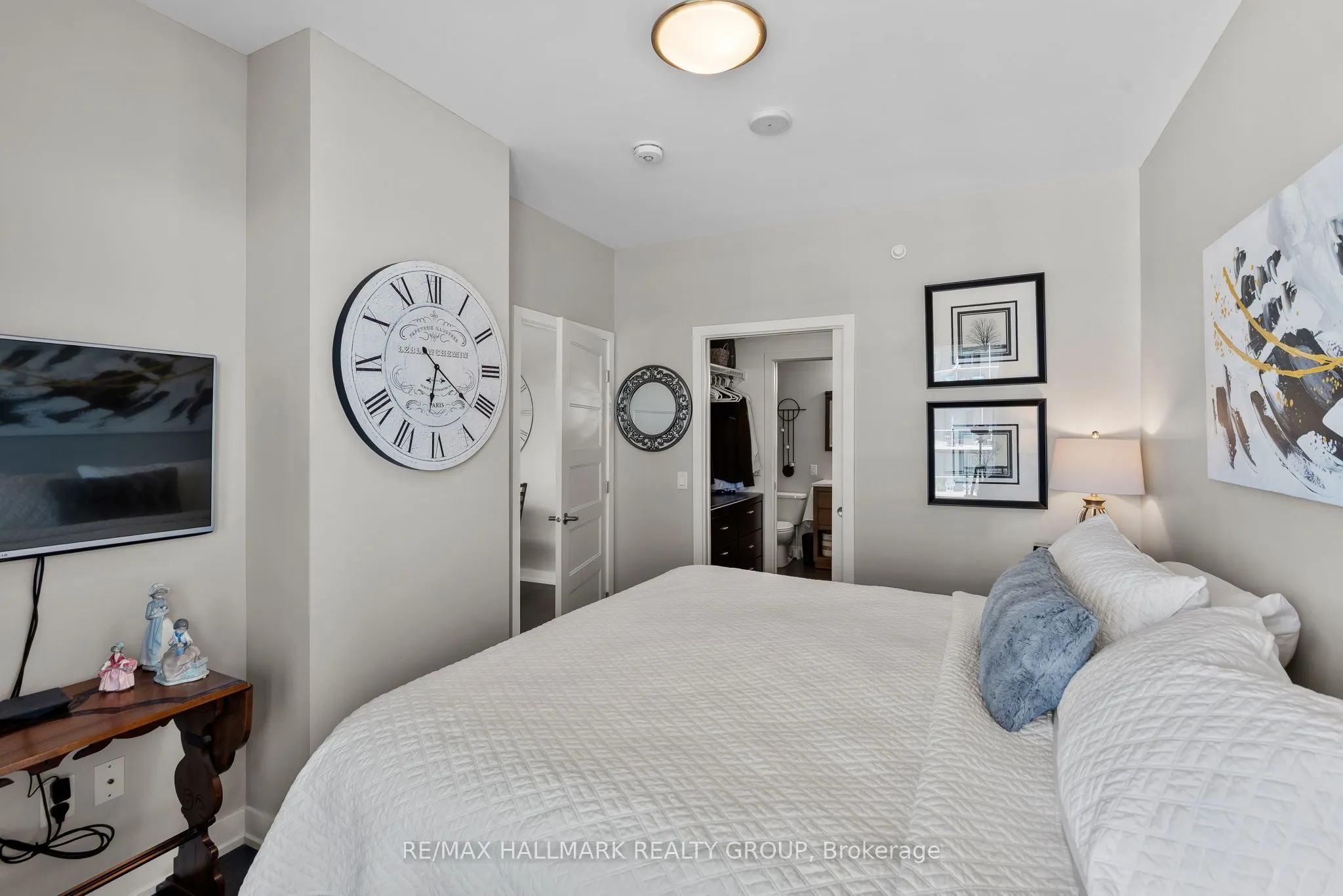 200 Inlet Private, #902