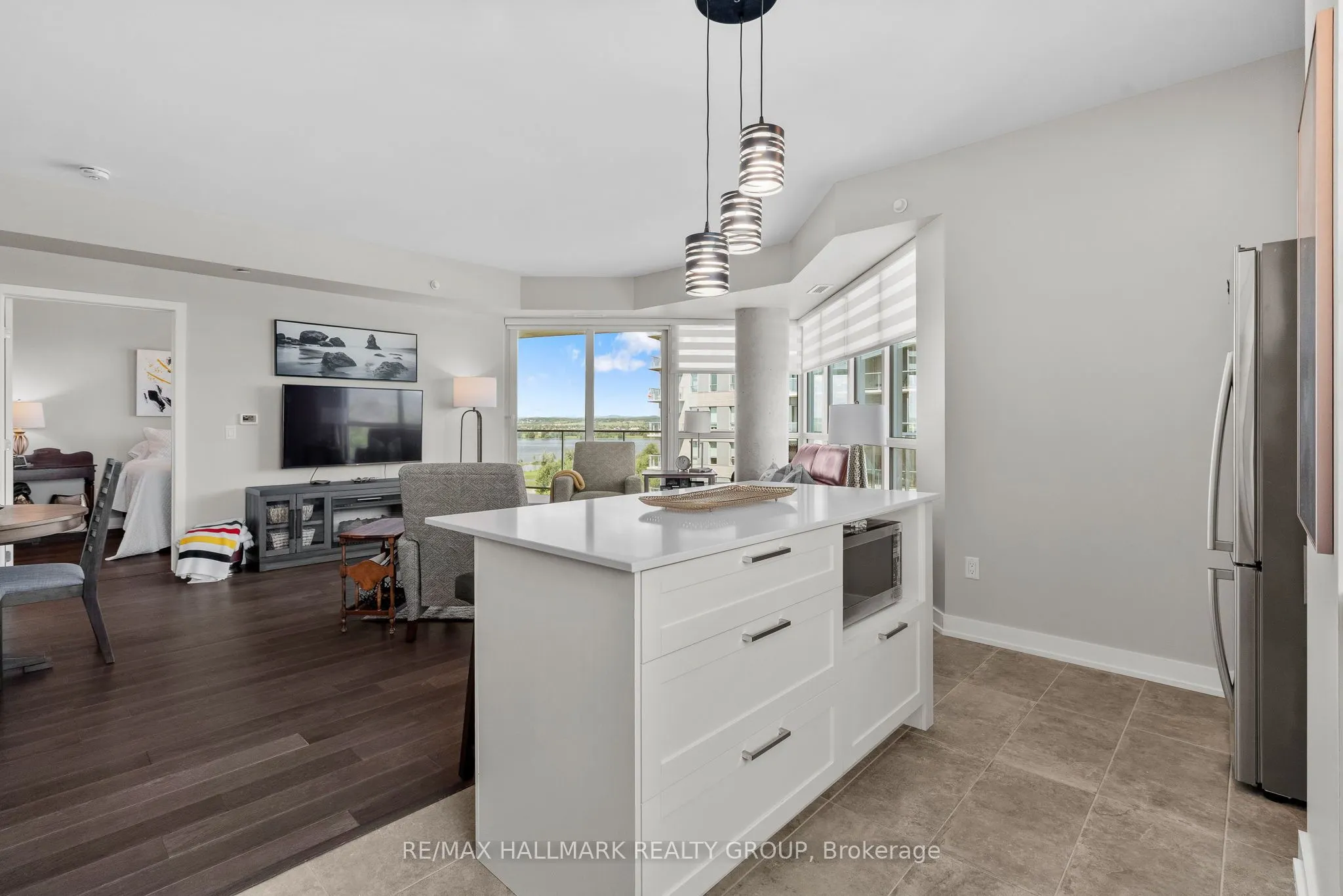 200 Inlet Private, #902