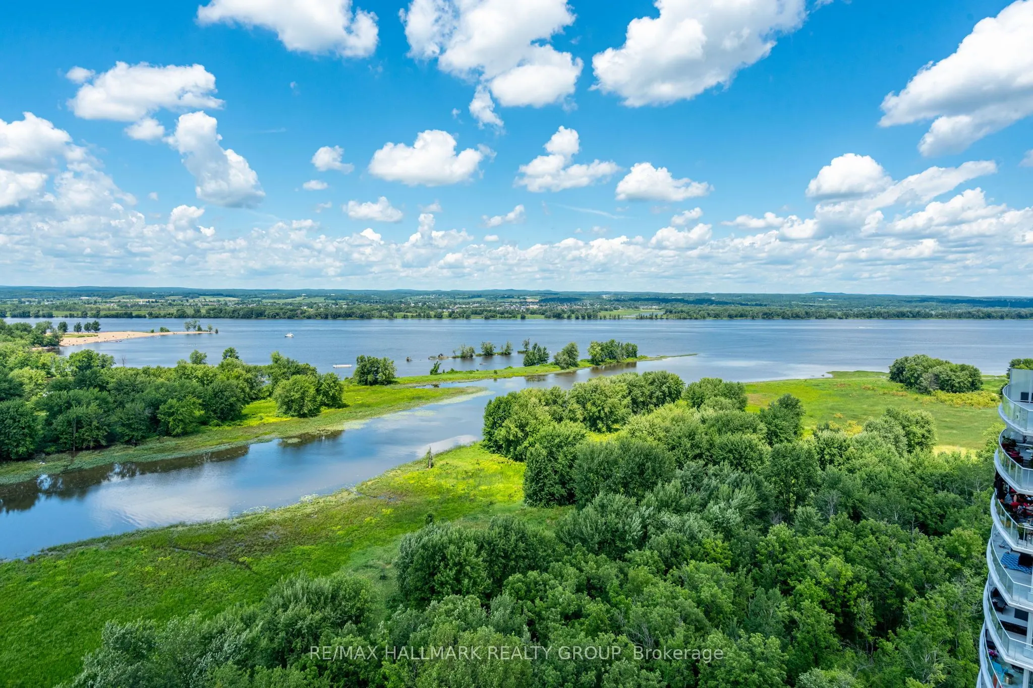200 Inlet Private, #902
