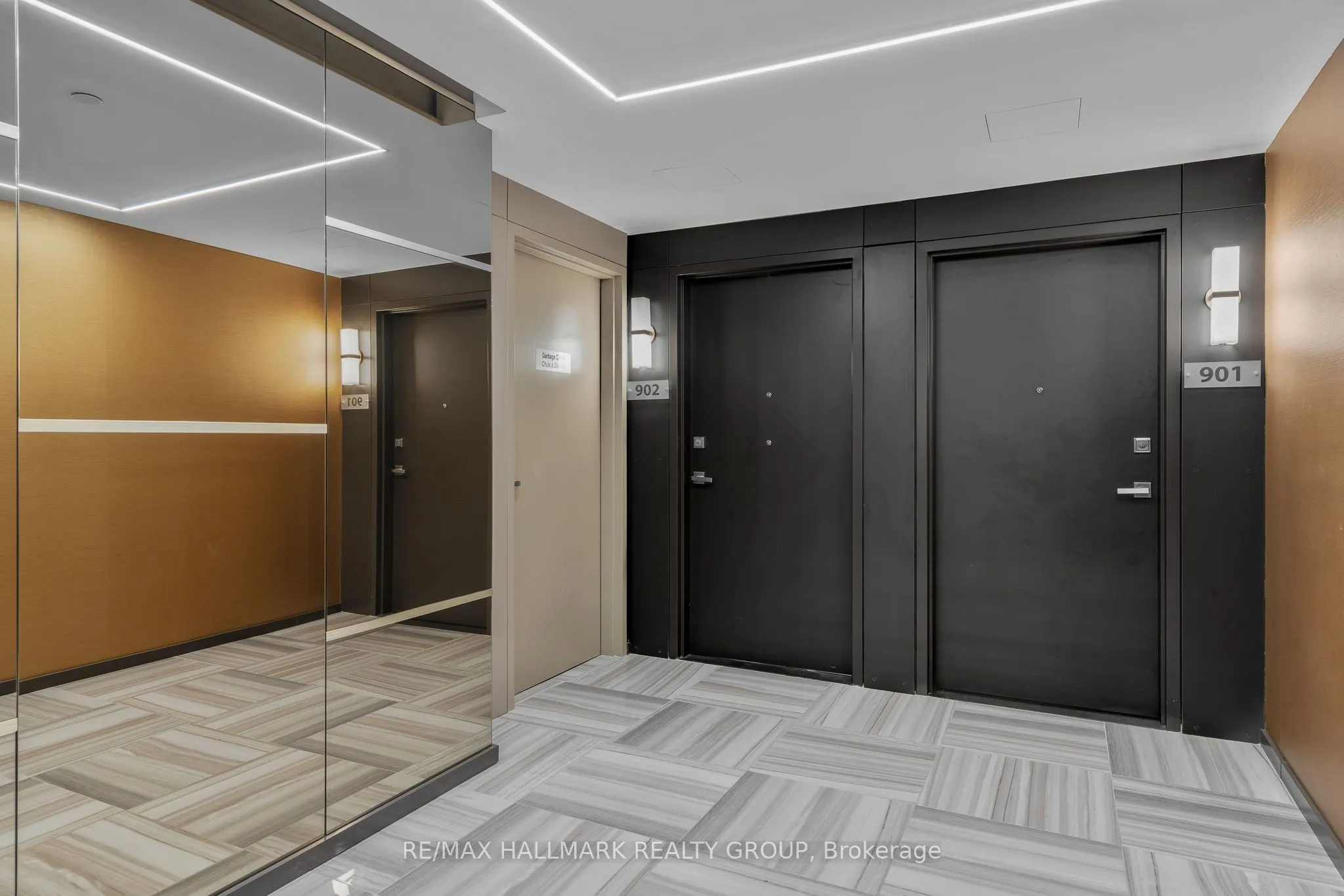 200 Inlet Private, #902