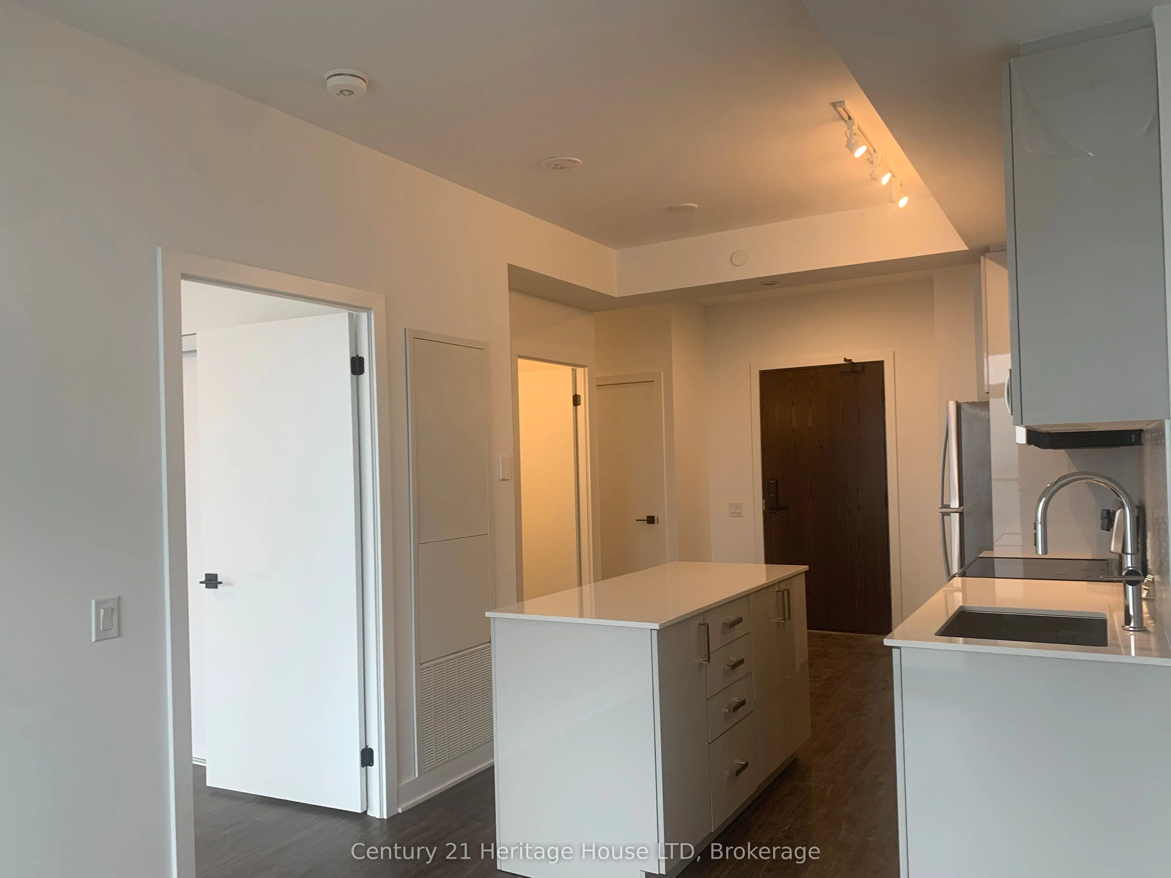 2782 Barton Street, #1013