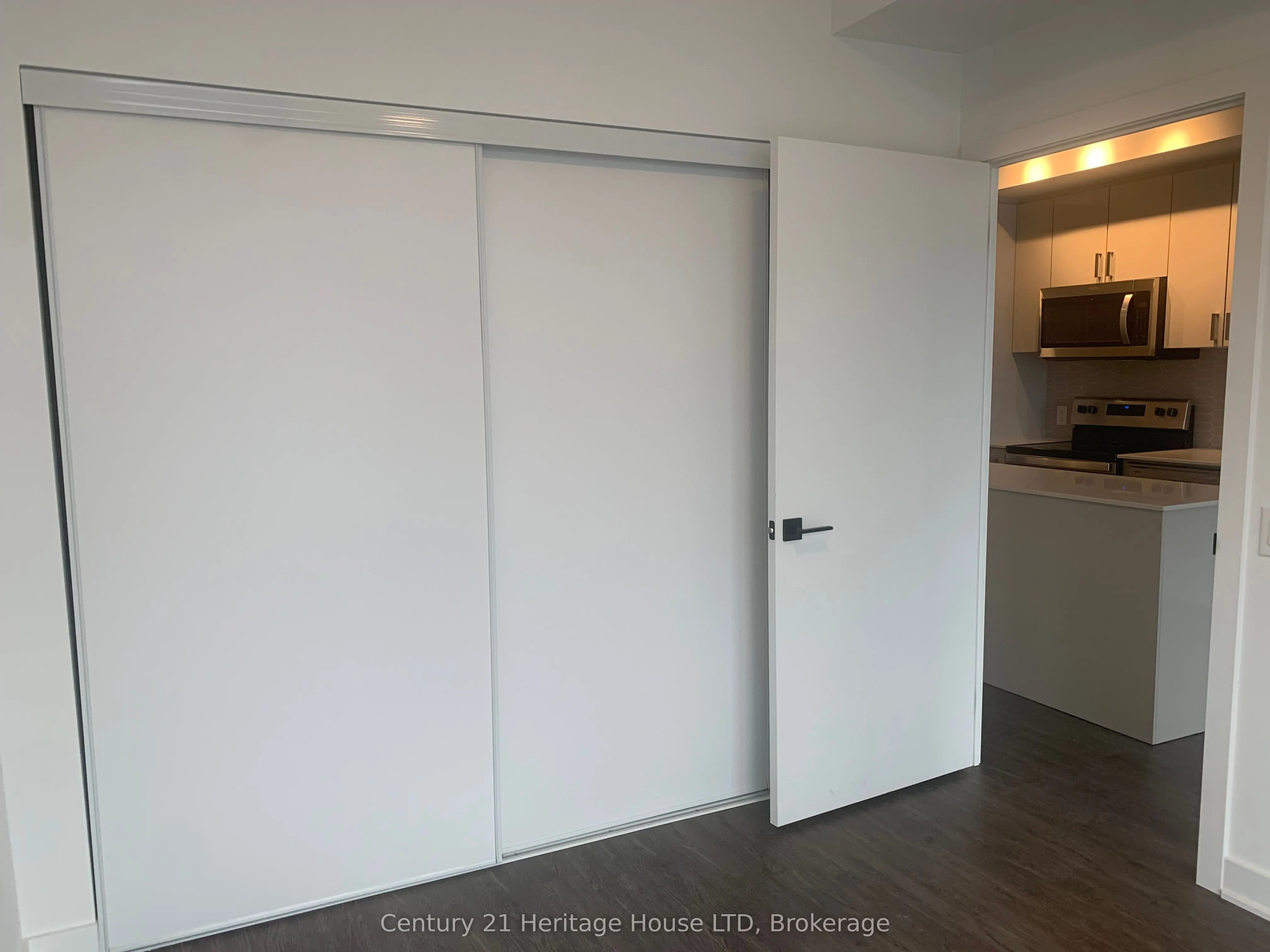2782 Barton Street, #1013