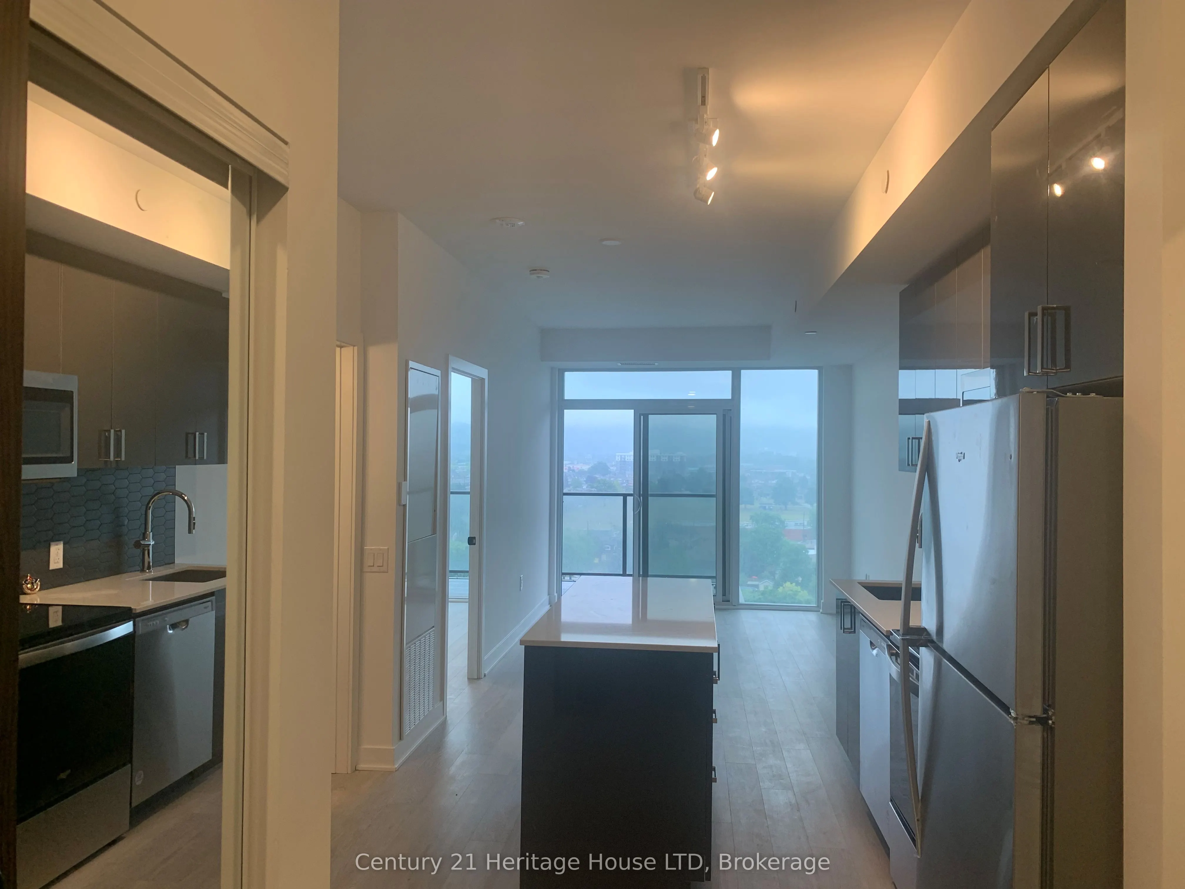 2782 Barton Street, #1105