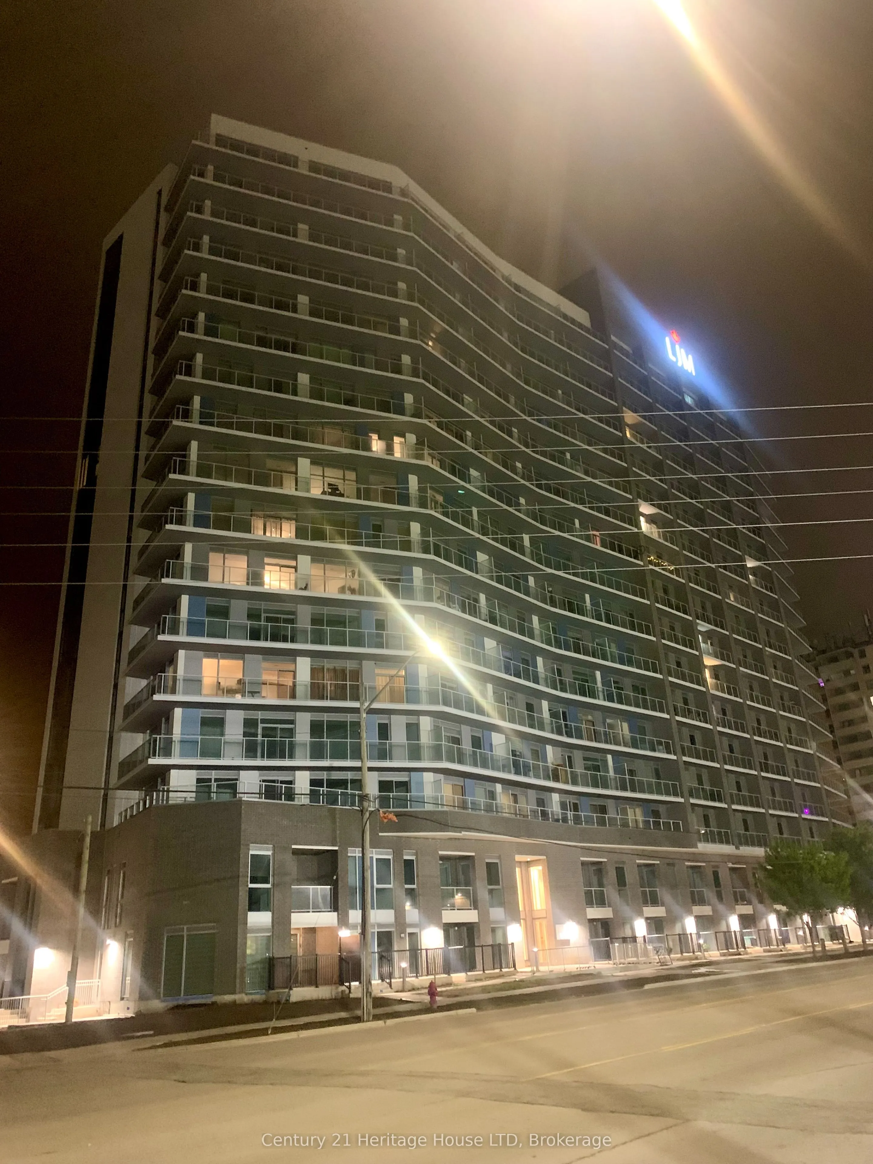 2782 Barton Street, #1105