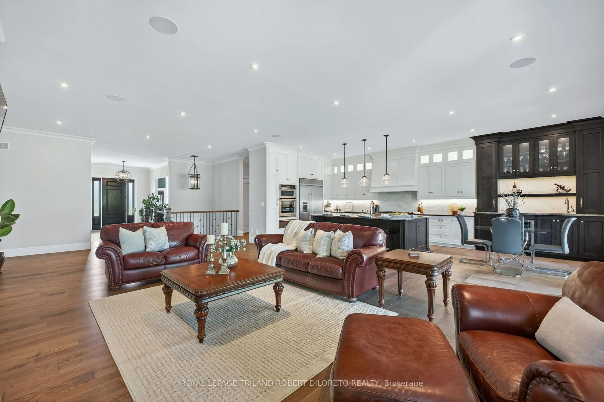 1445 Sunningdale Road W