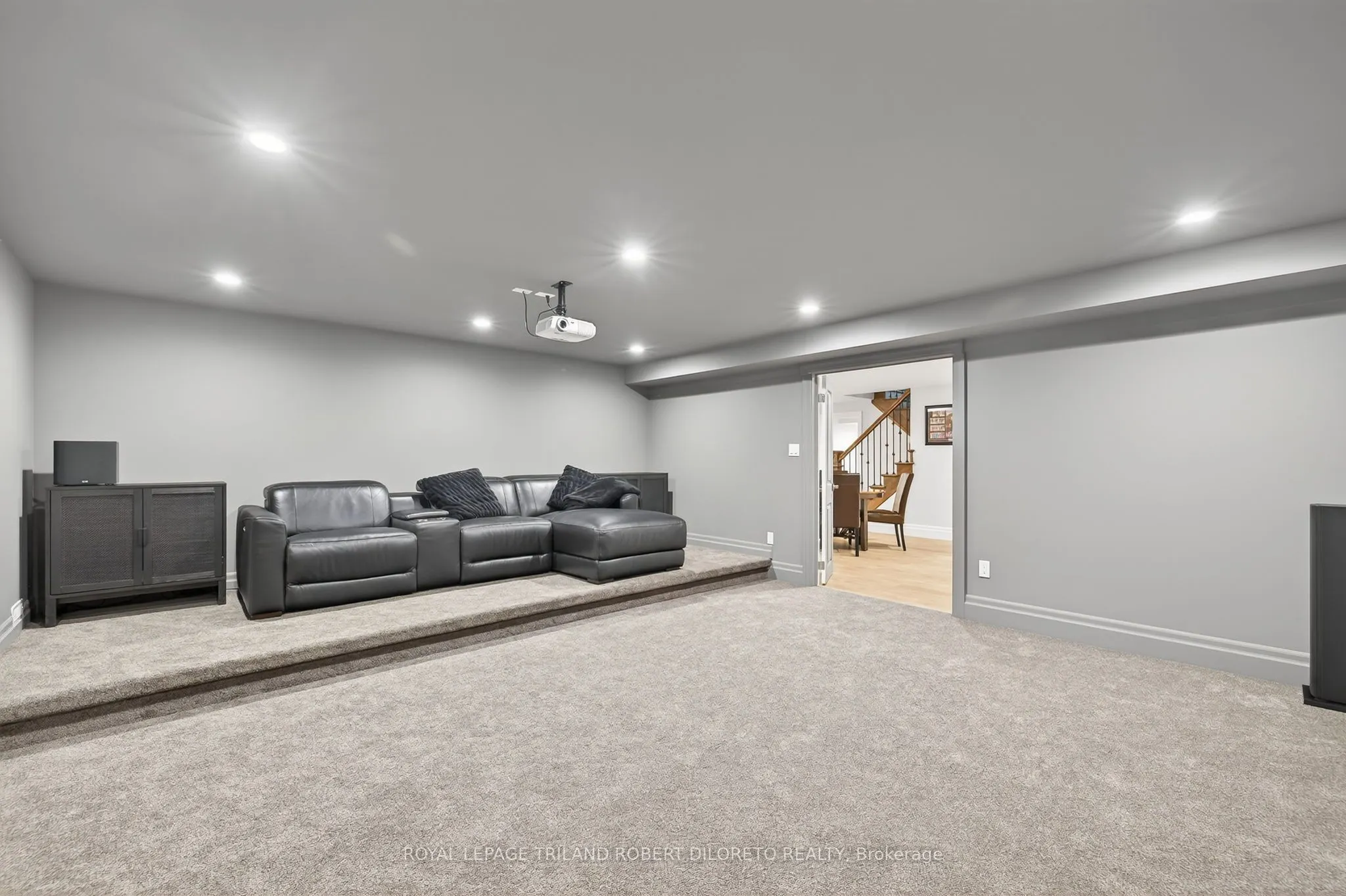 1445 Sunningdale Road W