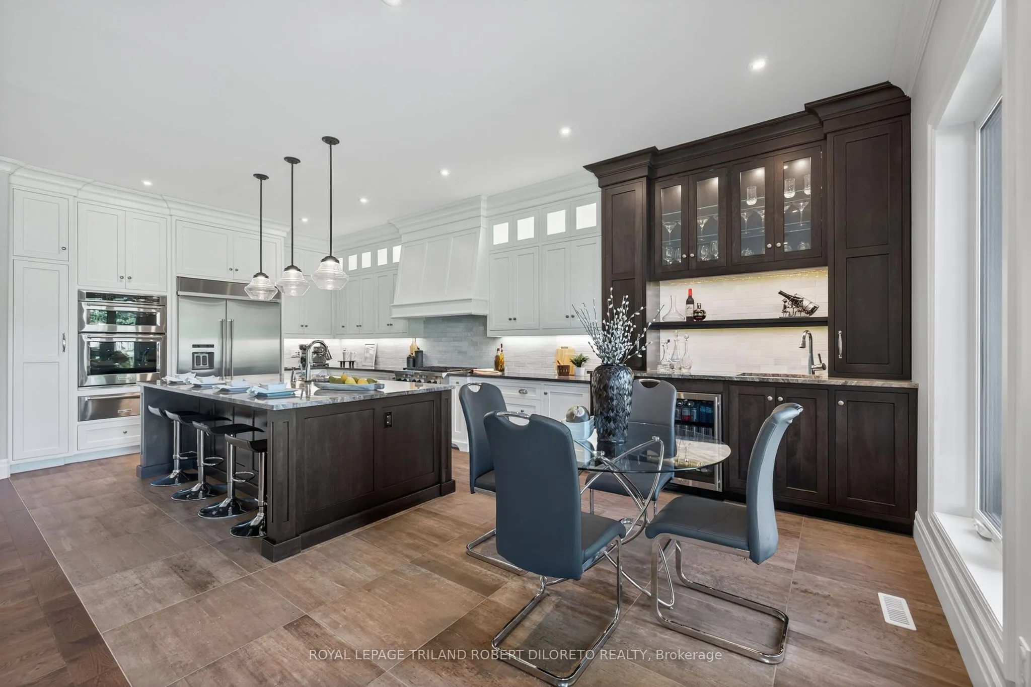 1445 Sunningdale Road W