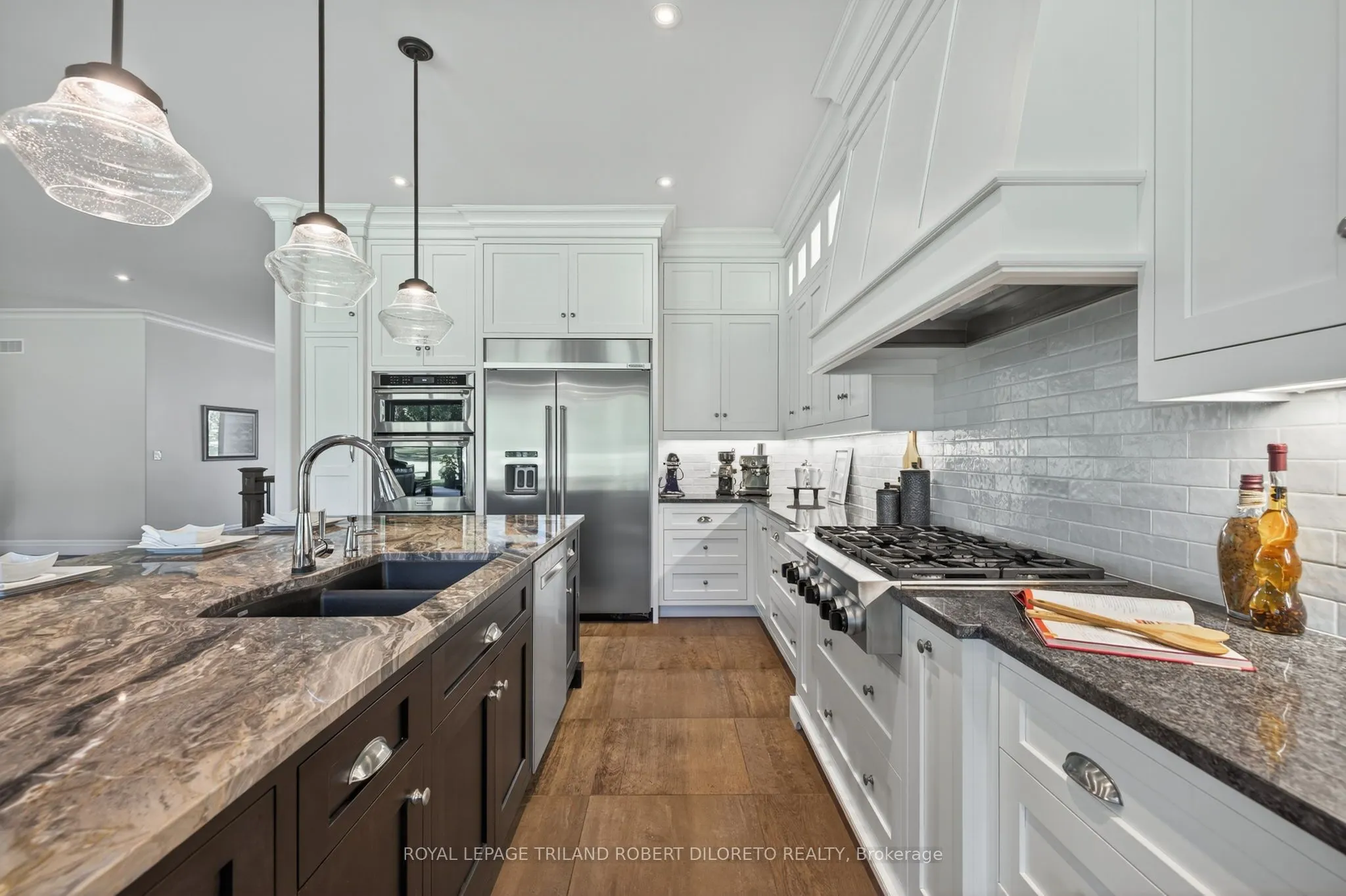 1445 Sunningdale Road W