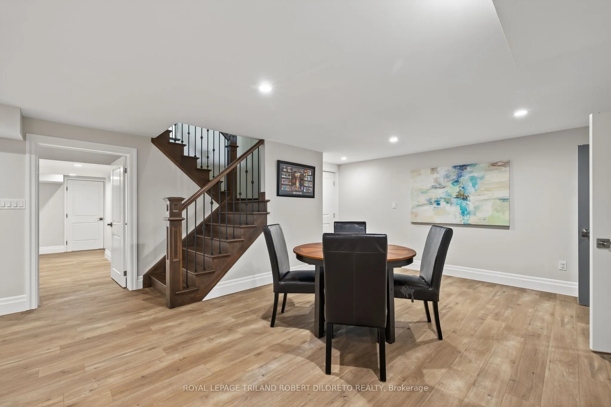 1445 Sunningdale Road W