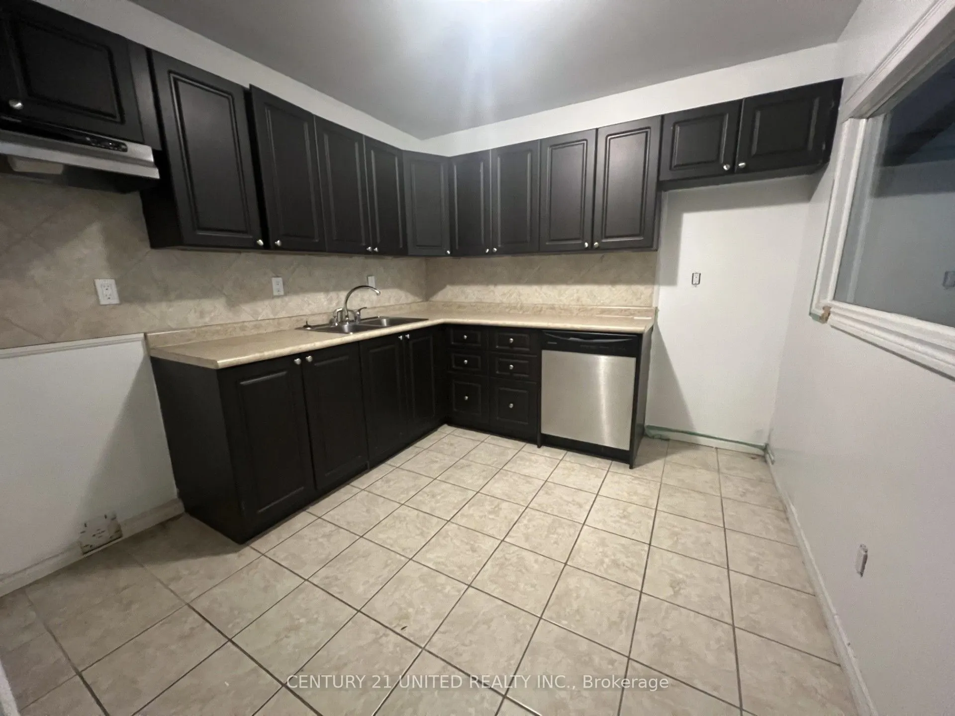 774 Rye Street, #19