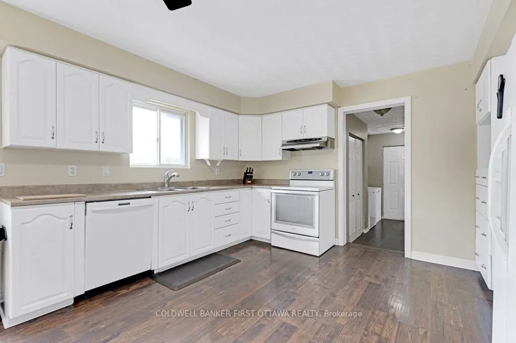 467 LAKE ELOIDA Road