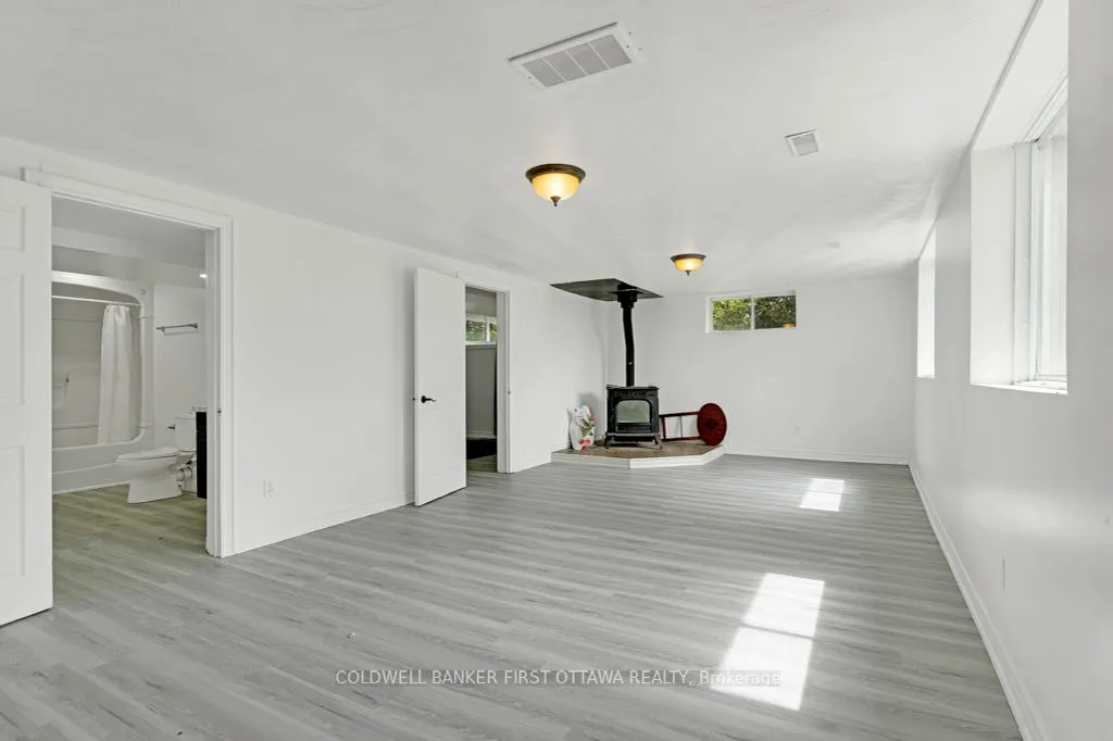 467 LAKE ELOIDA Road