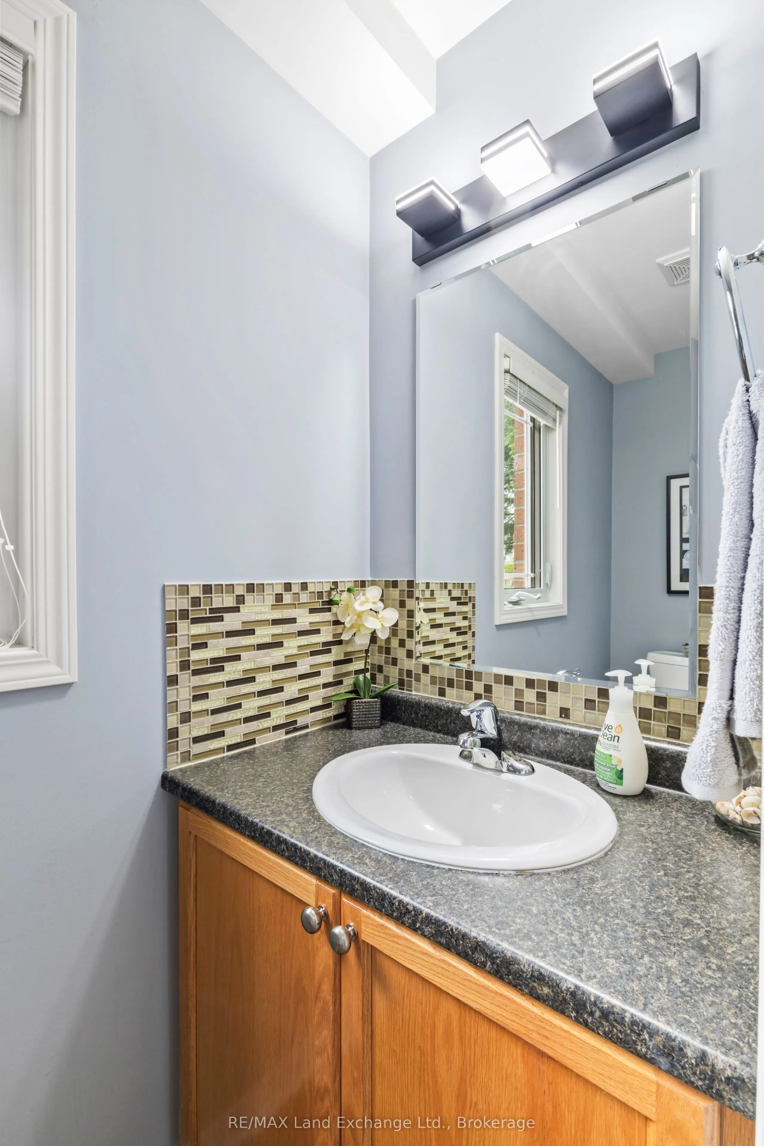 409 Joseph Street, #103