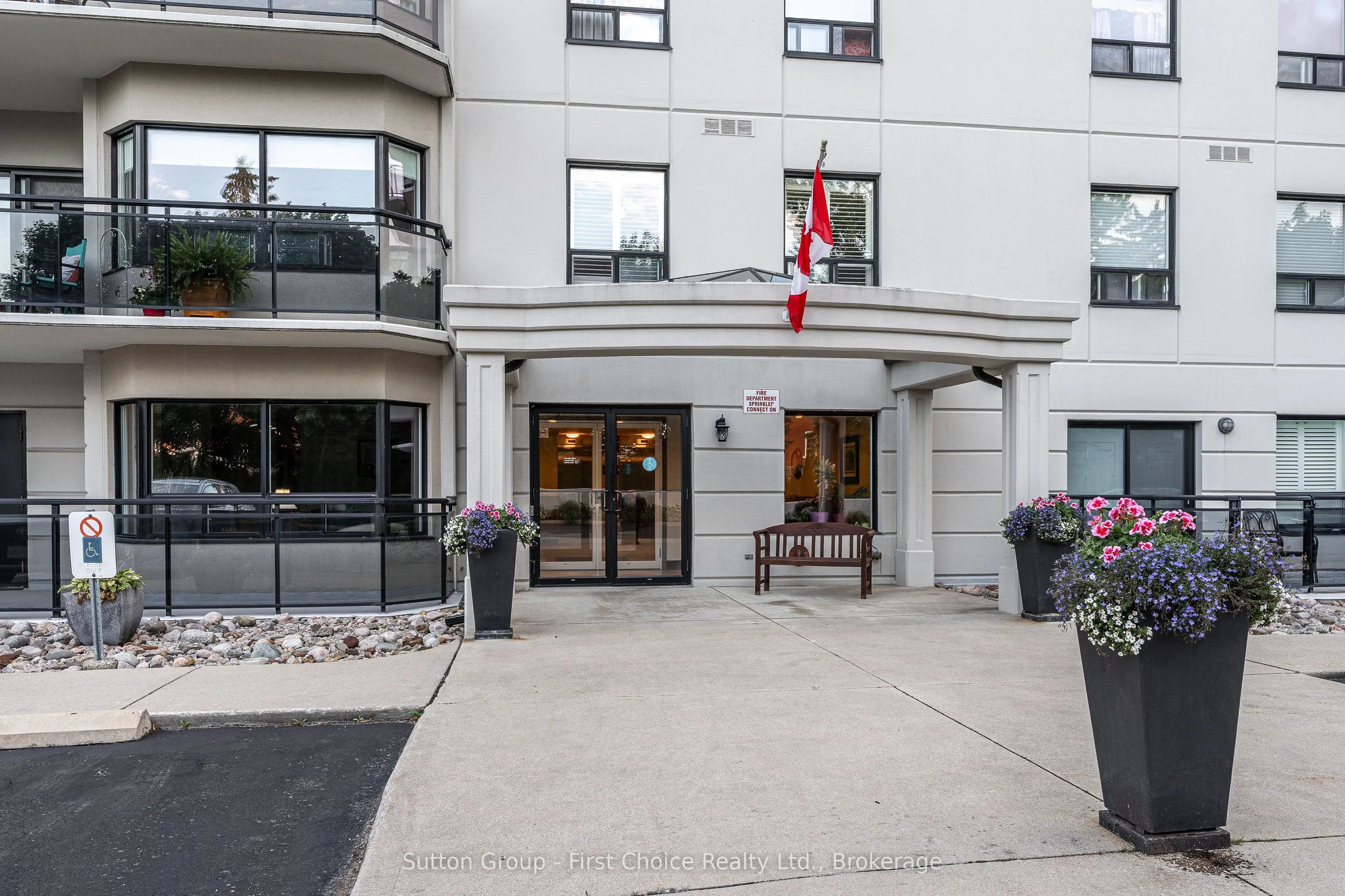160 Romeo Street, #206