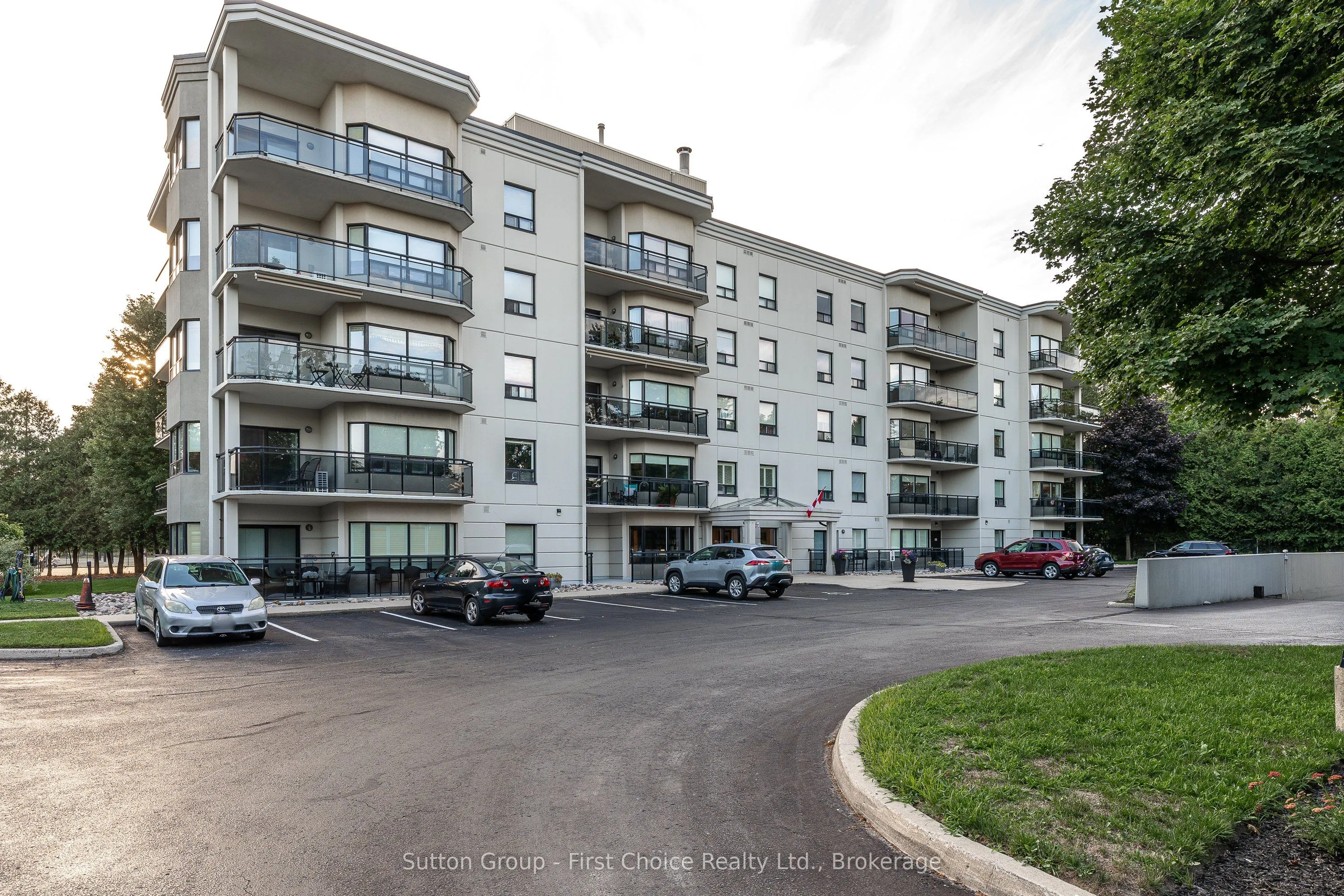 160 Romeo Street, #206