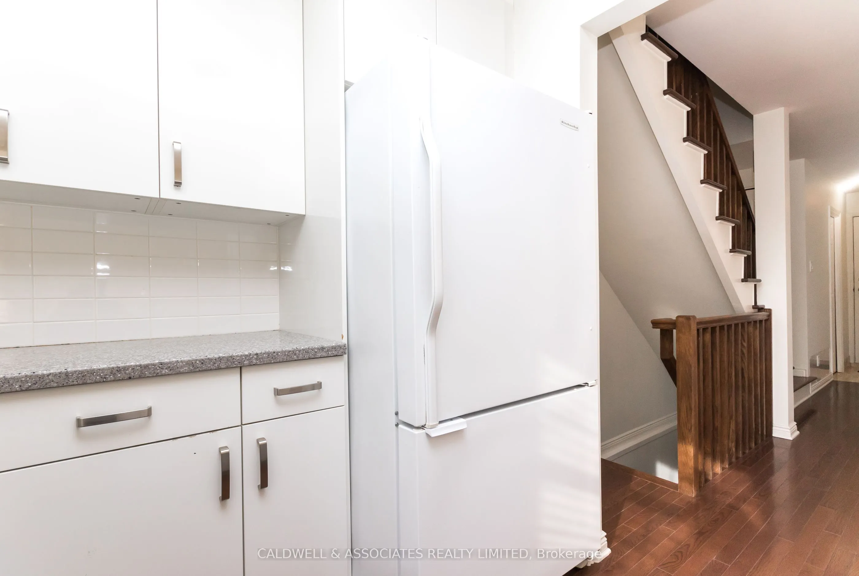 319 Mackay Street, #1