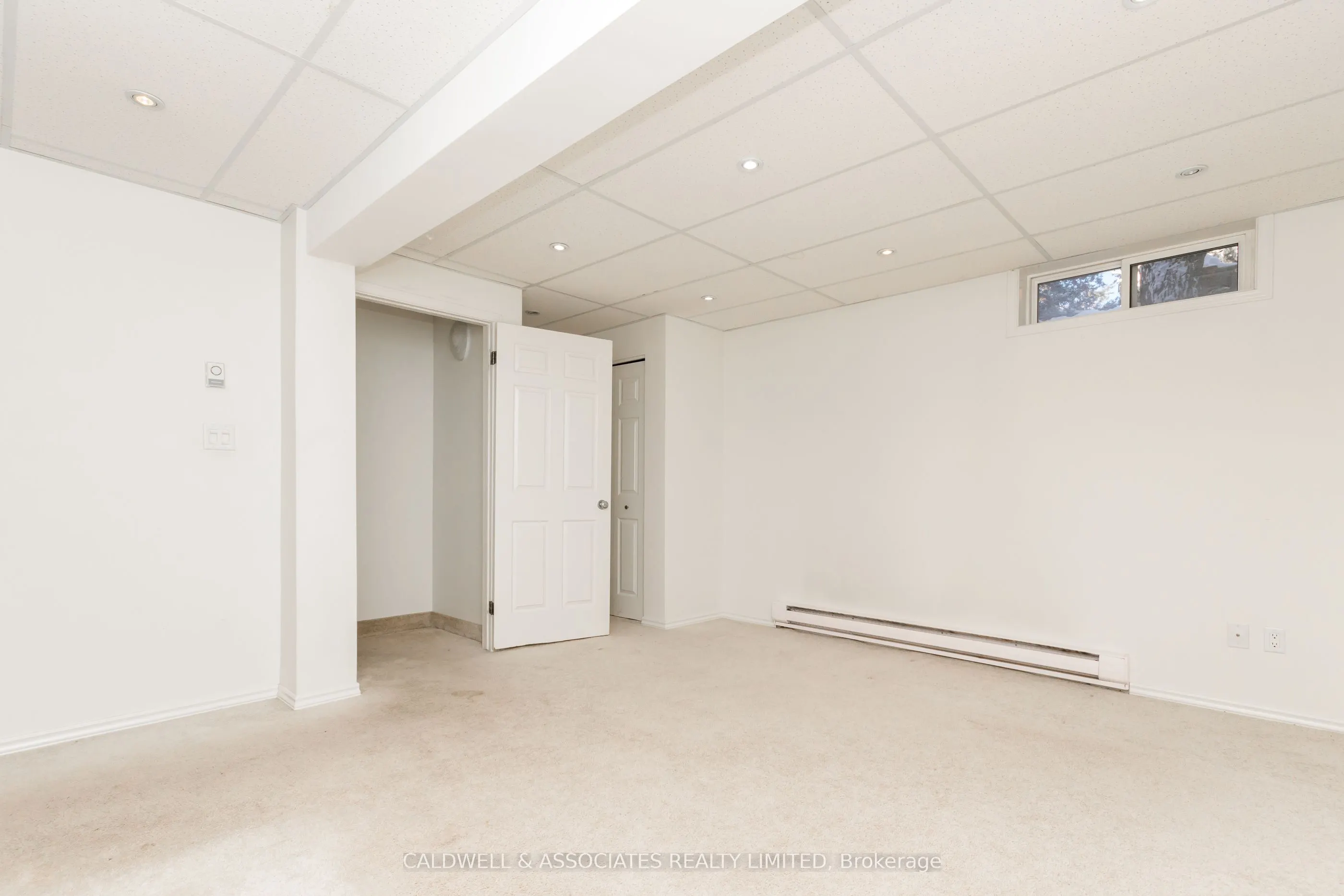 319 Mackay Street, #1