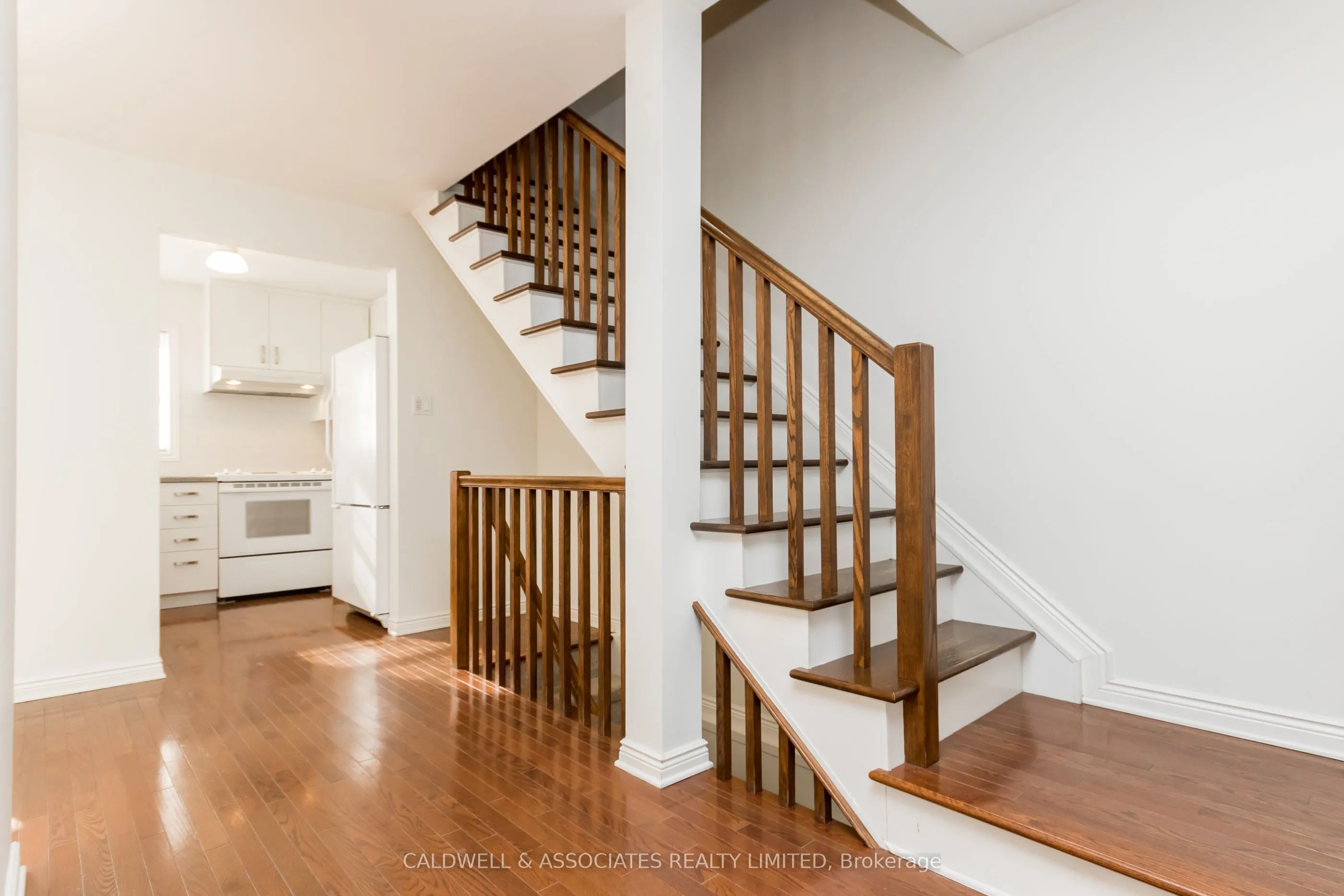 319 Mackay Street, #1