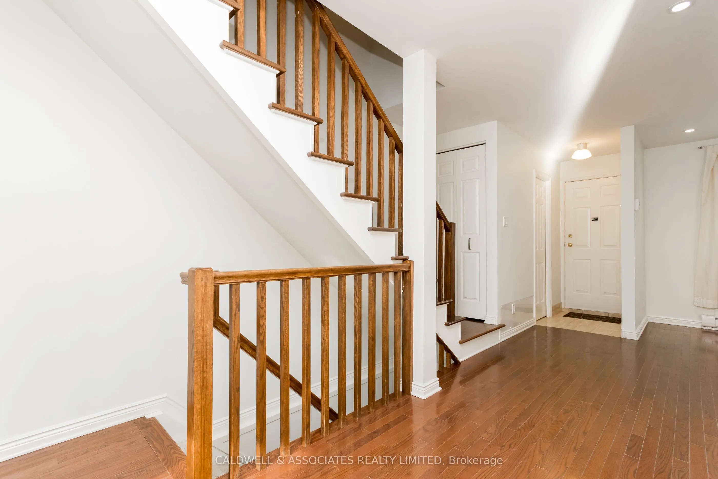 319 Mackay Street, #1