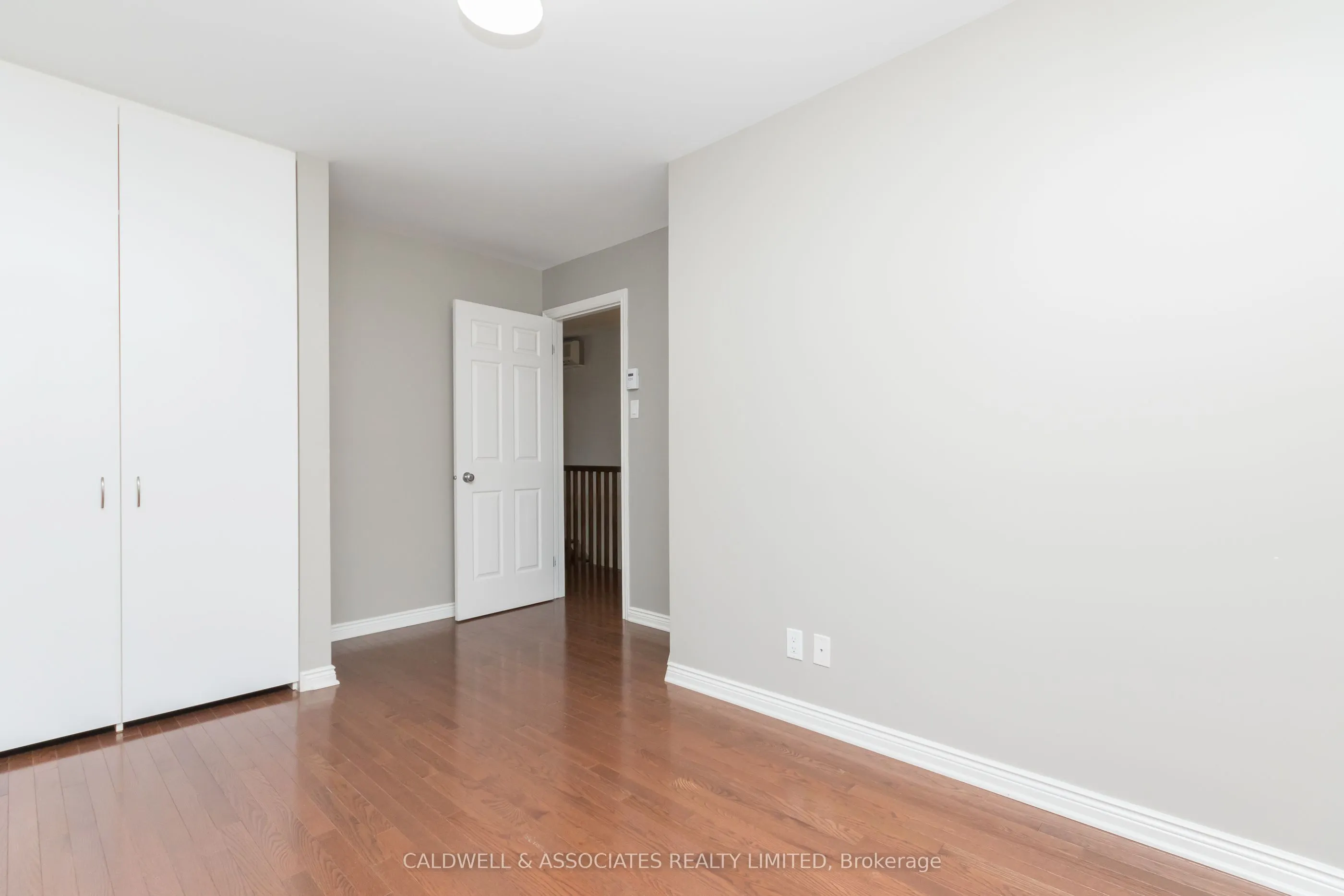 319 Mackay Street, #1