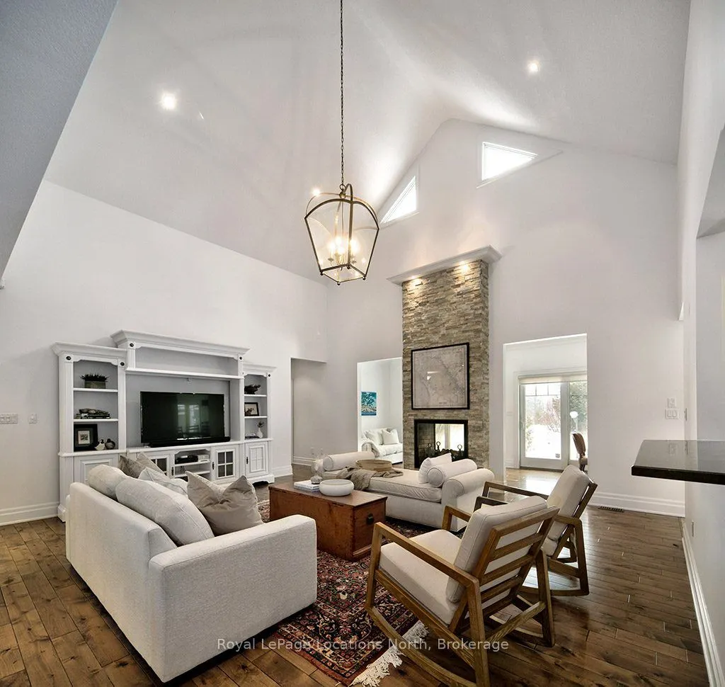 110 JOHN WATT Way