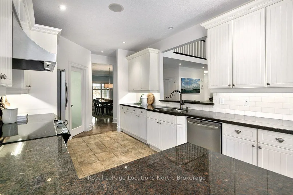110 JOHN WATT Way