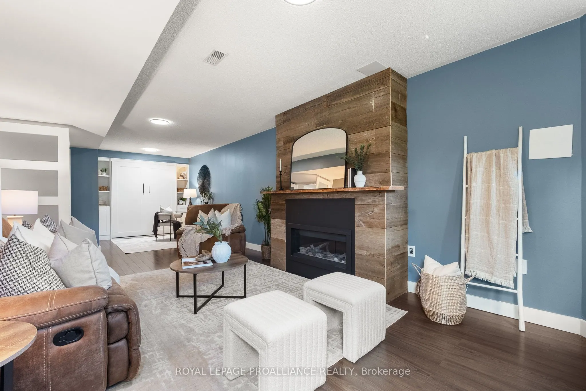 10 Lenore Avenue