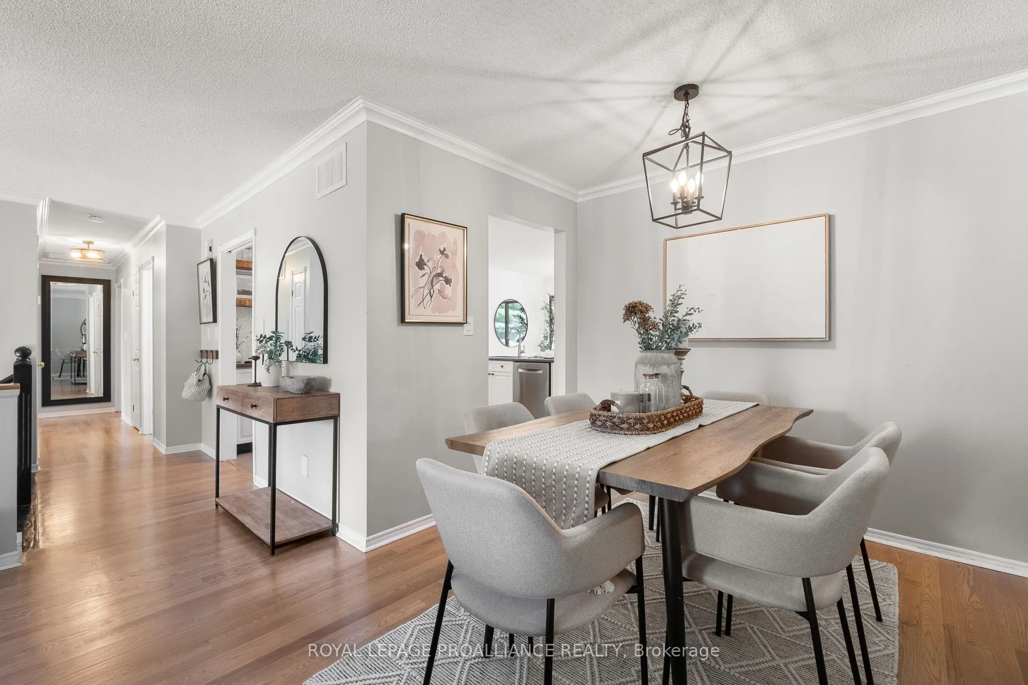10 Lenore Avenue