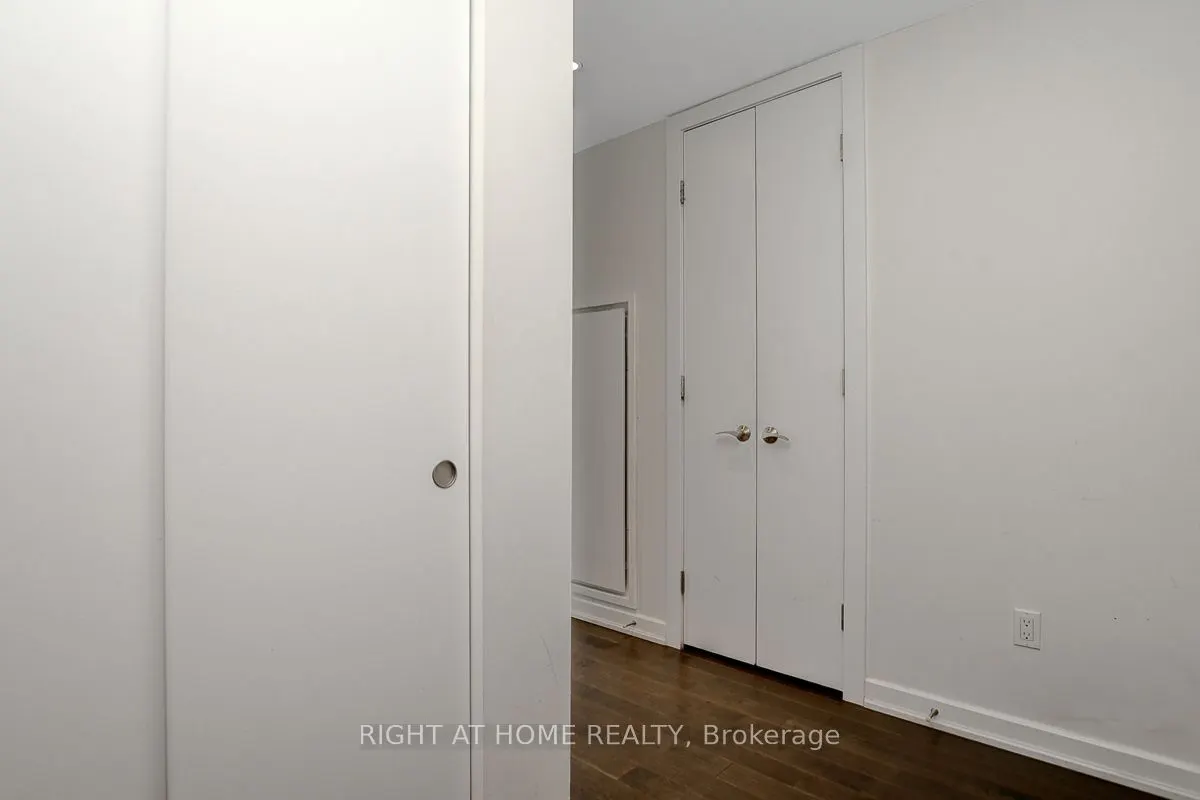 300 Lisgar Street, #504