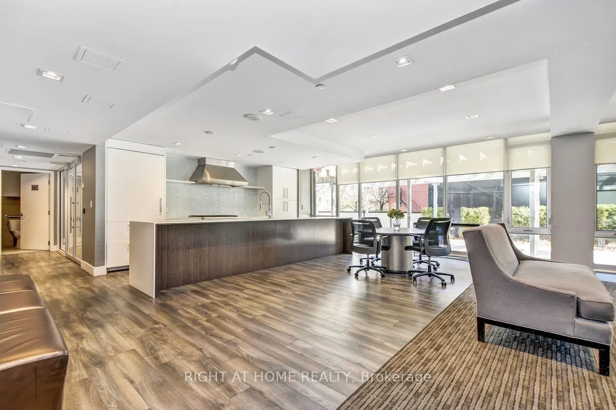 300 Lisgar Street, #504