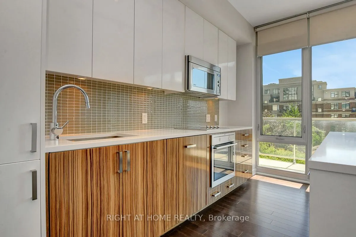 300 Lisgar Street, #504