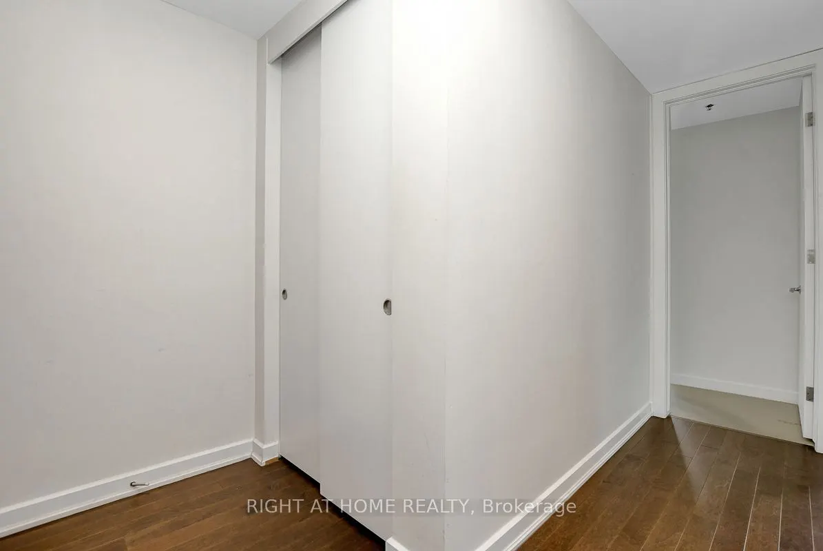 300 Lisgar Street, #504