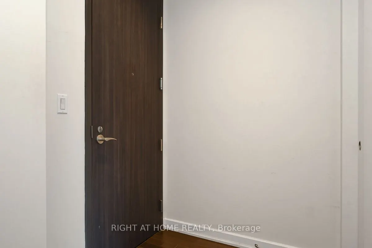 300 Lisgar Street, #504