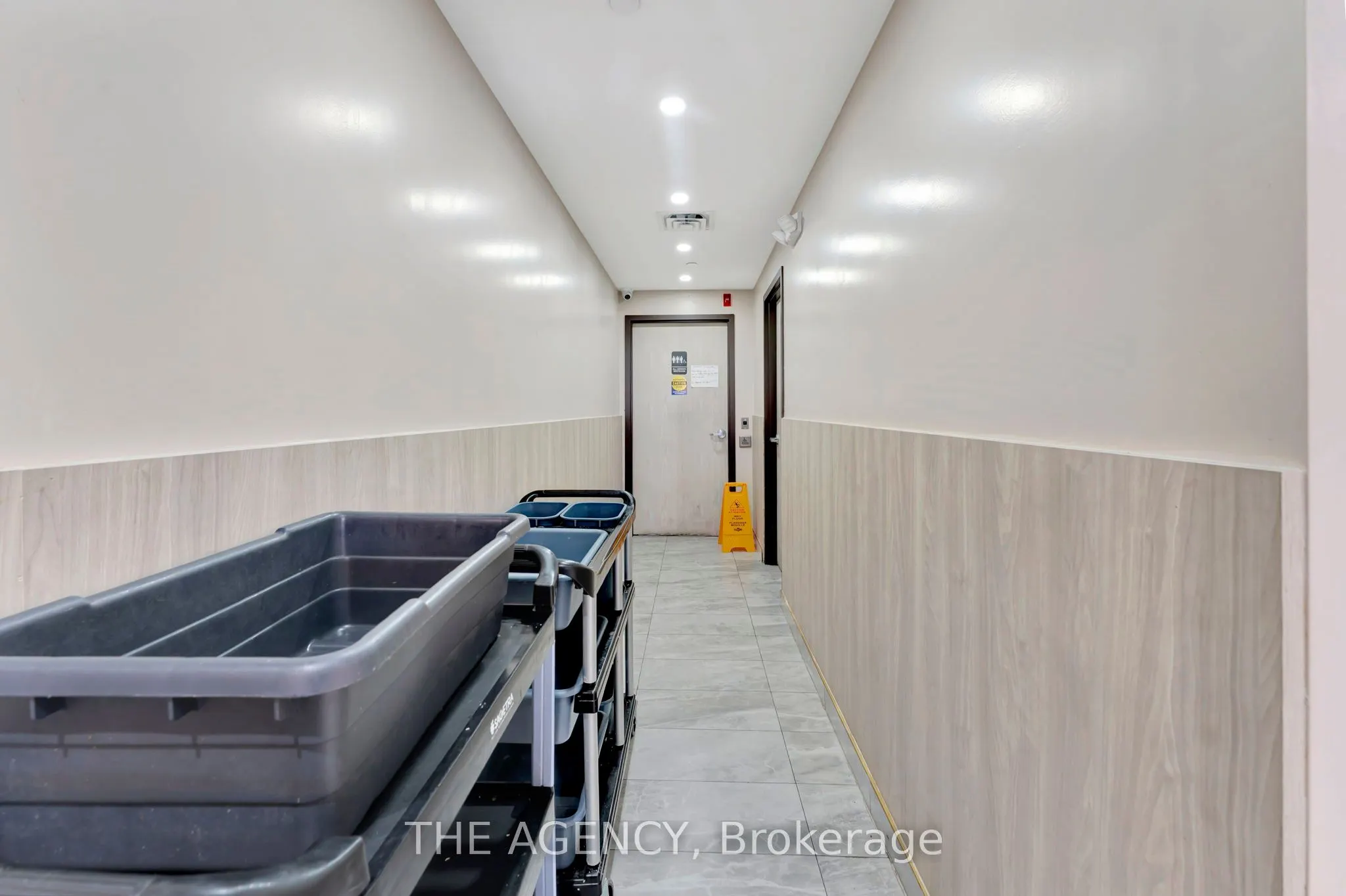 218 Henry Street, #F3