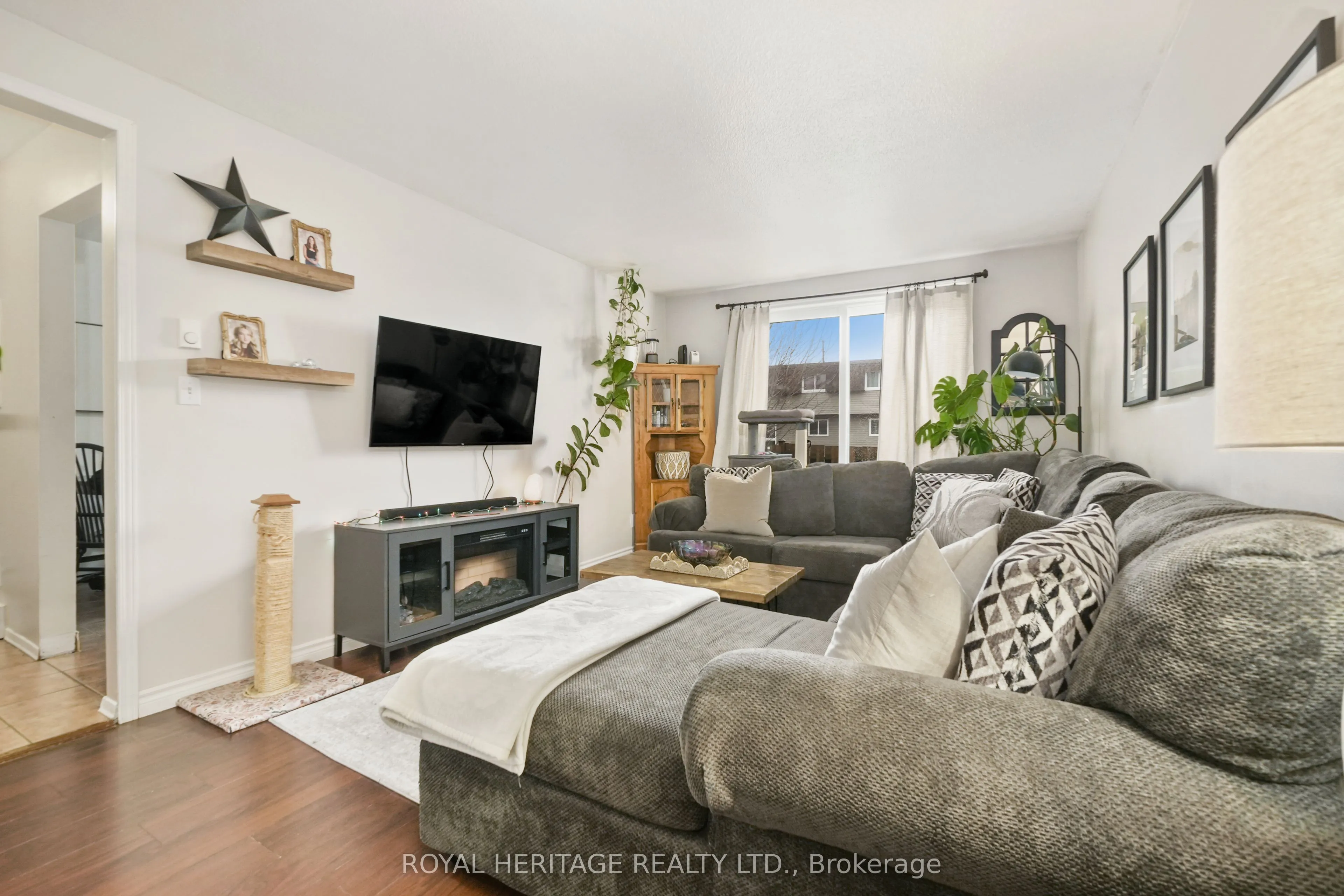 494 Elgin Street W, #5