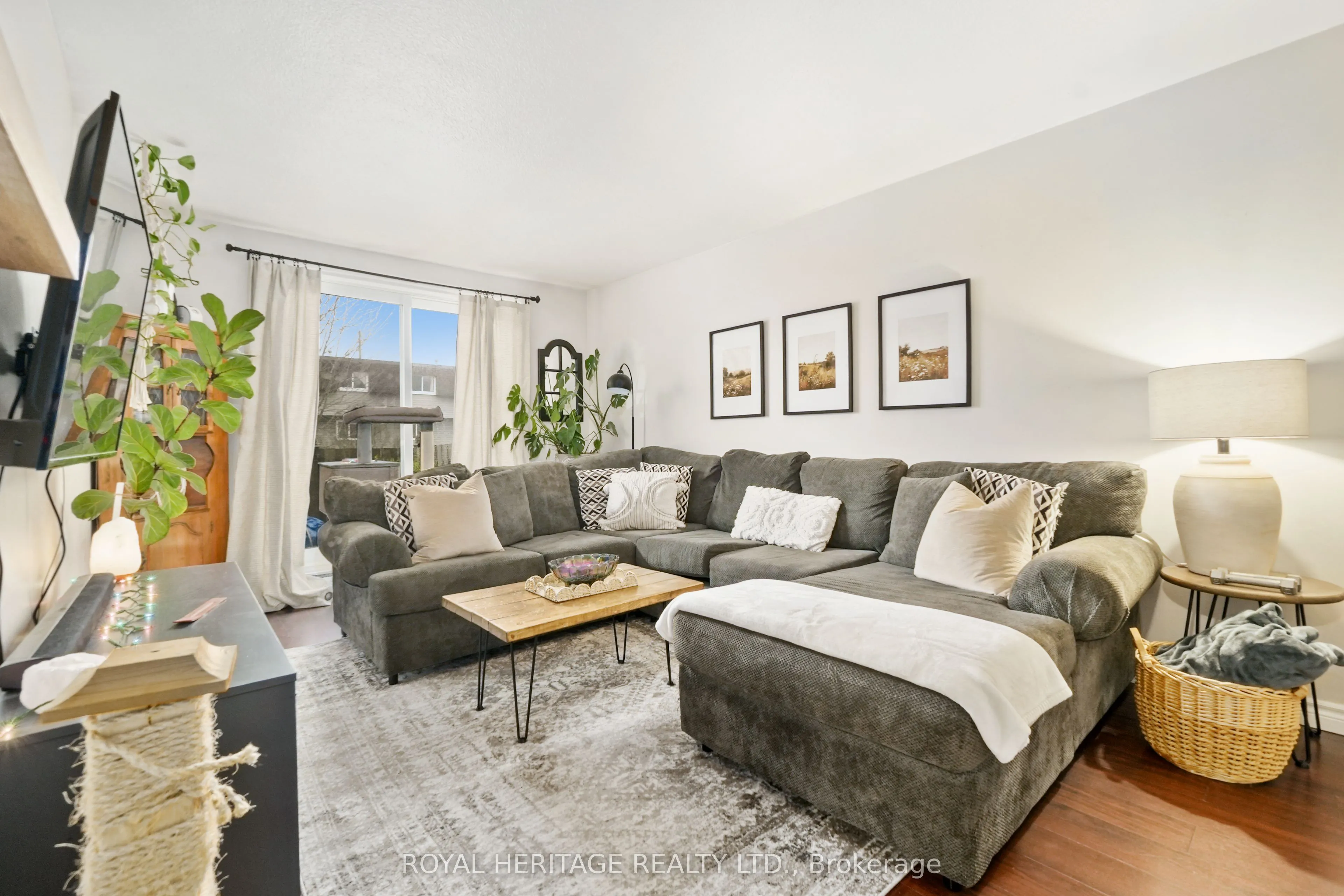494 Elgin Street W, #5