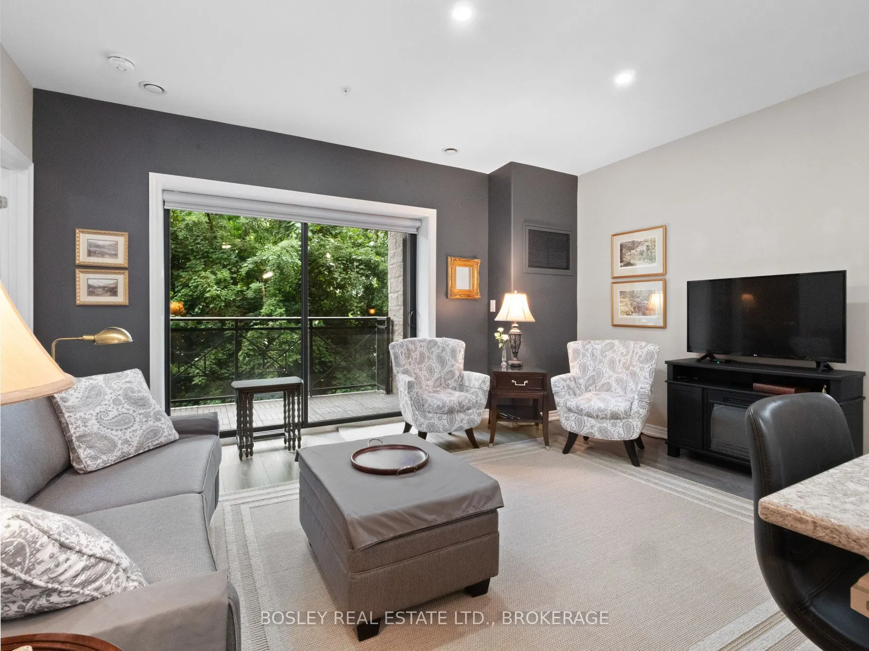 379 Scott Street, #202