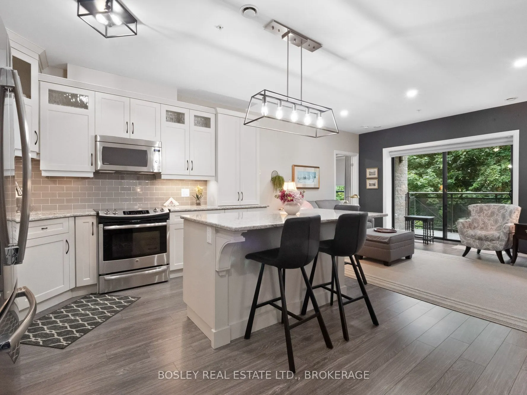379 Scott Street, #202