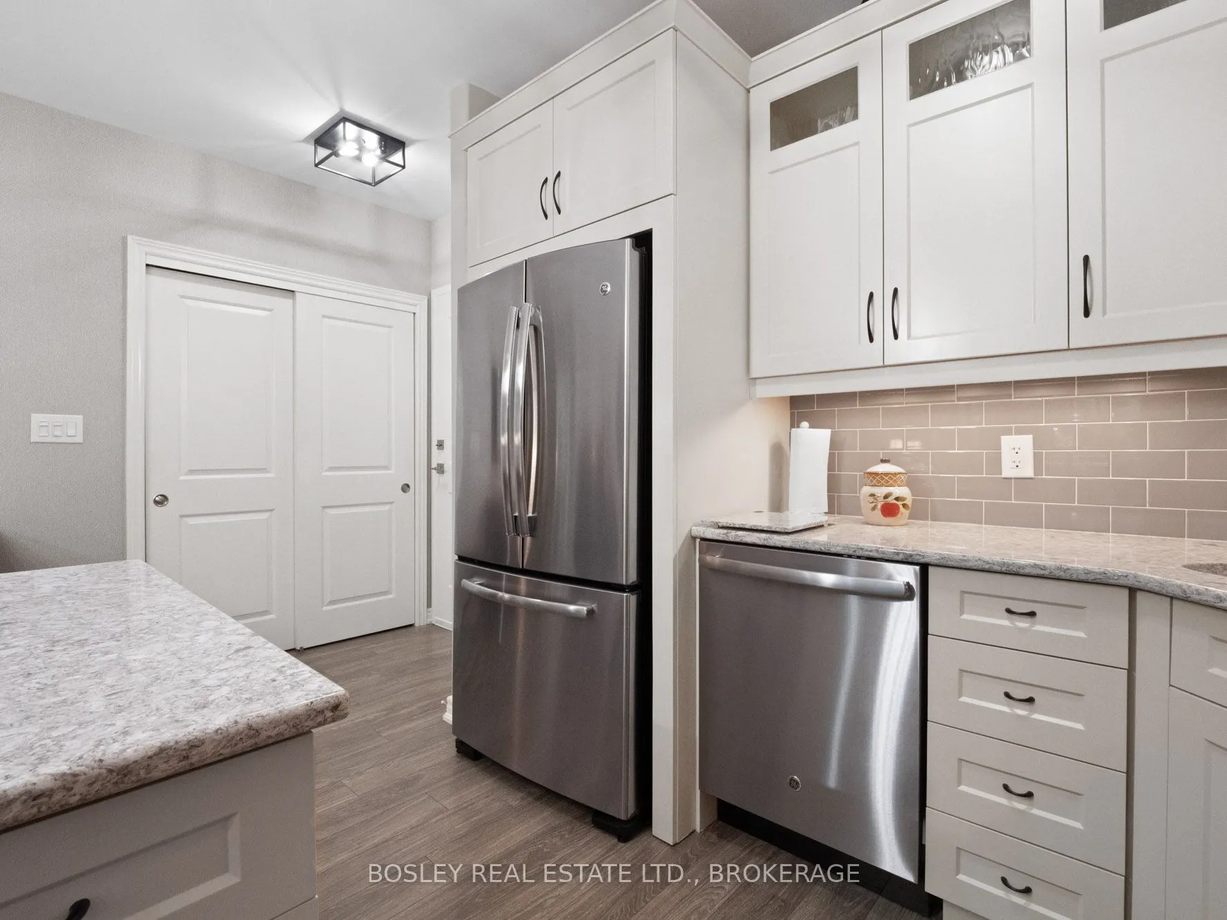 379 Scott Street, #202