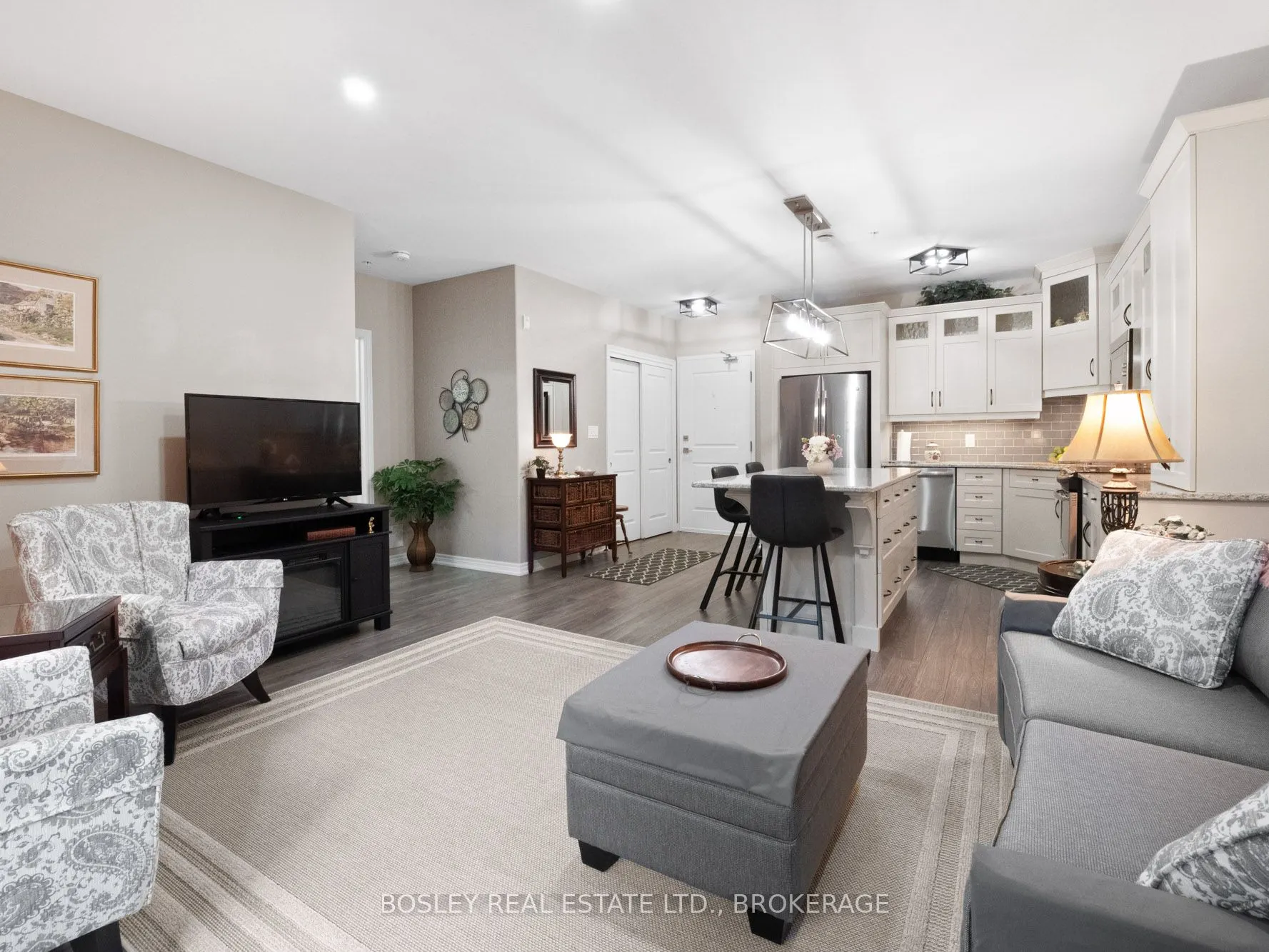 379 Scott Street, #202