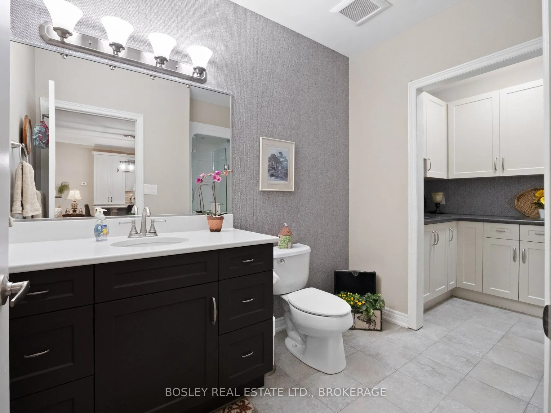 379 Scott Street, #202