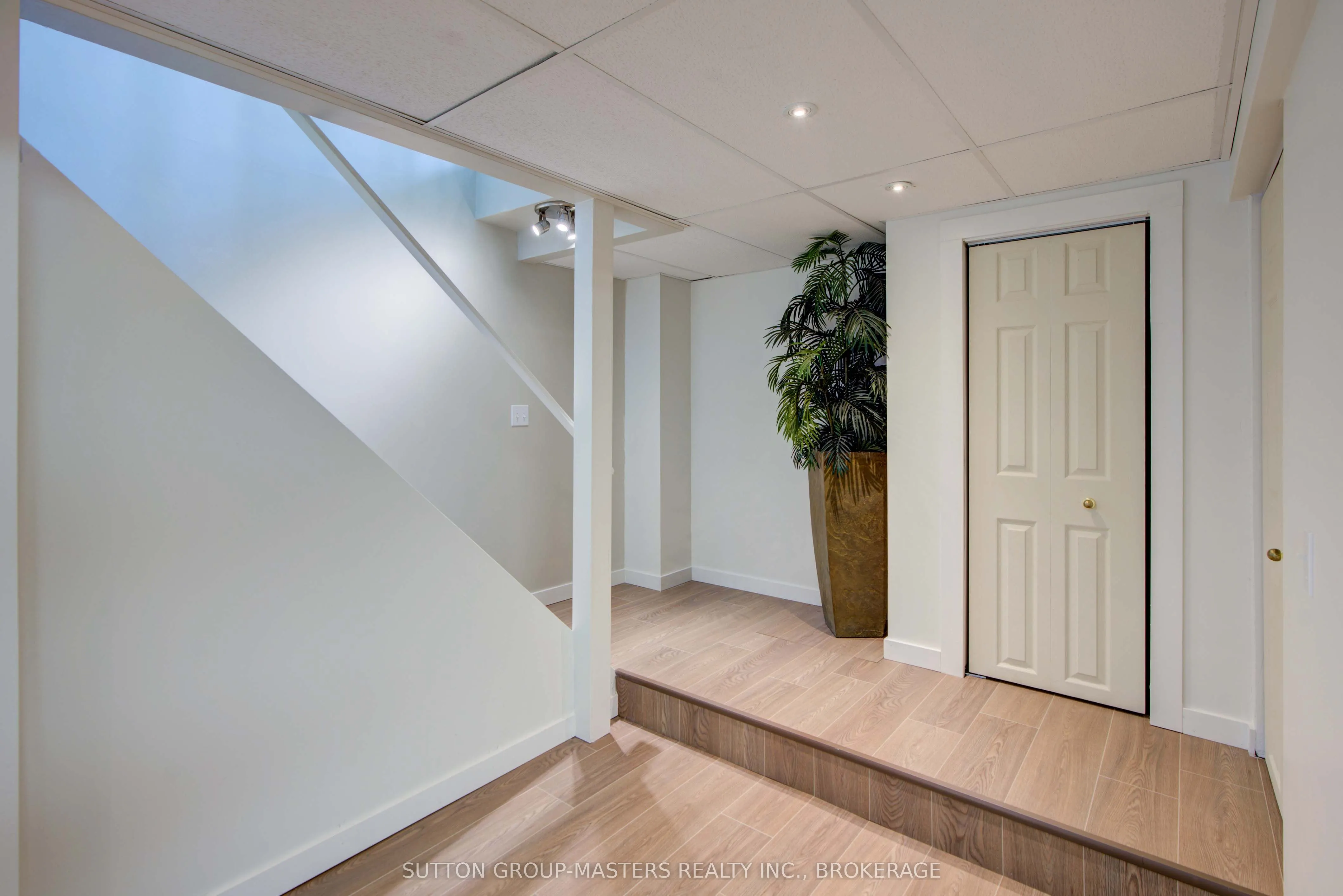 68 Abbey Dawn Drive