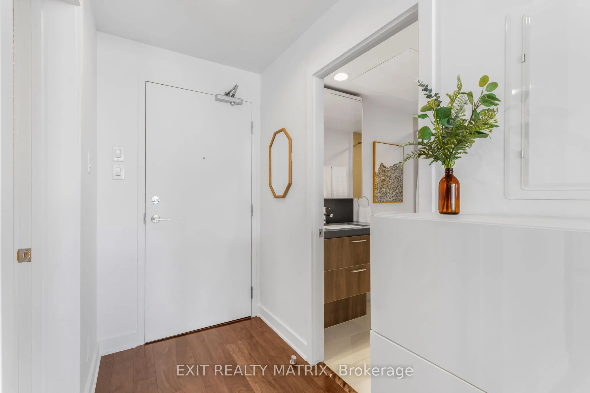 340 Mcleod Street, #749
