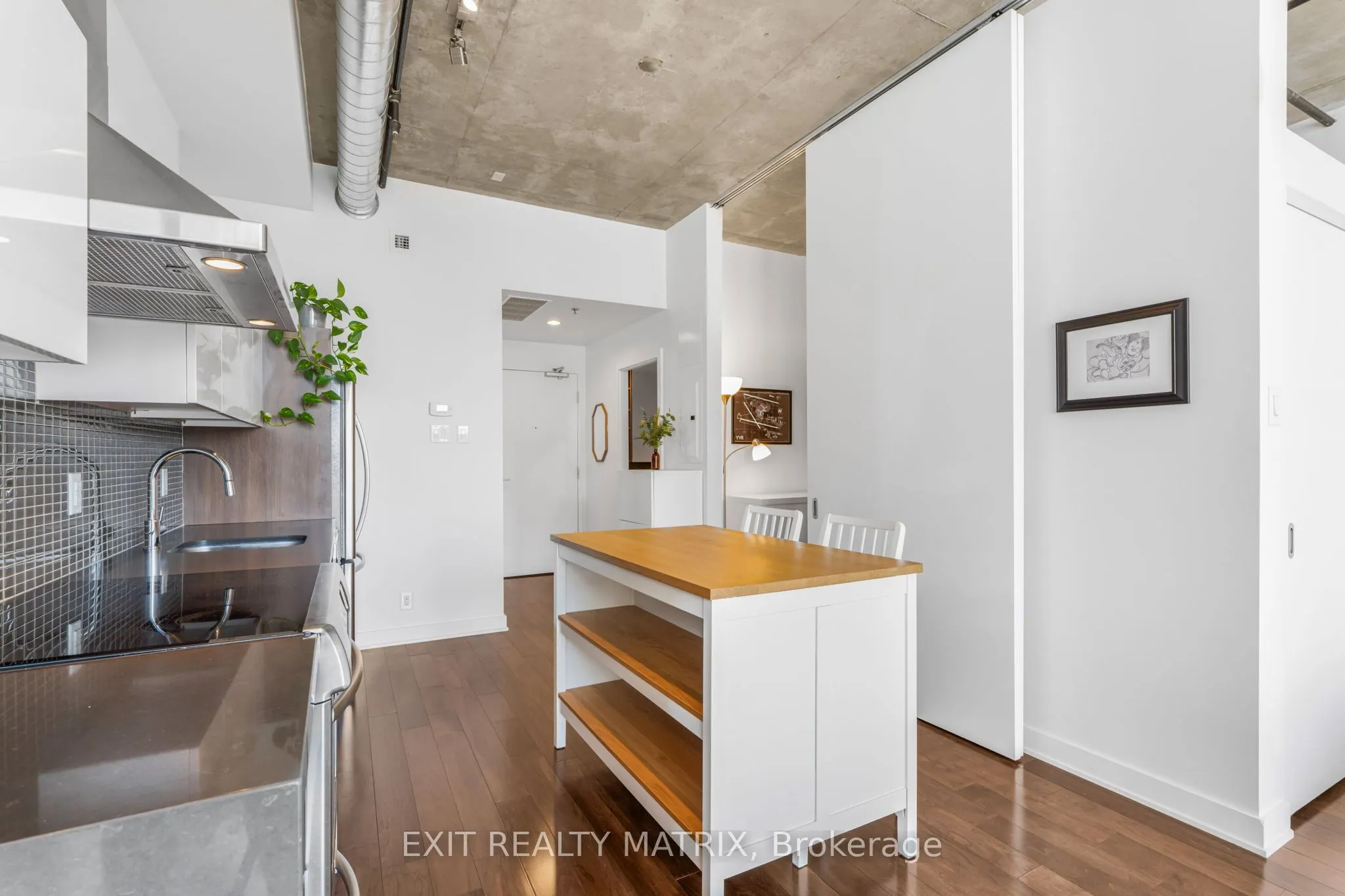 340 Mcleod Street, #749