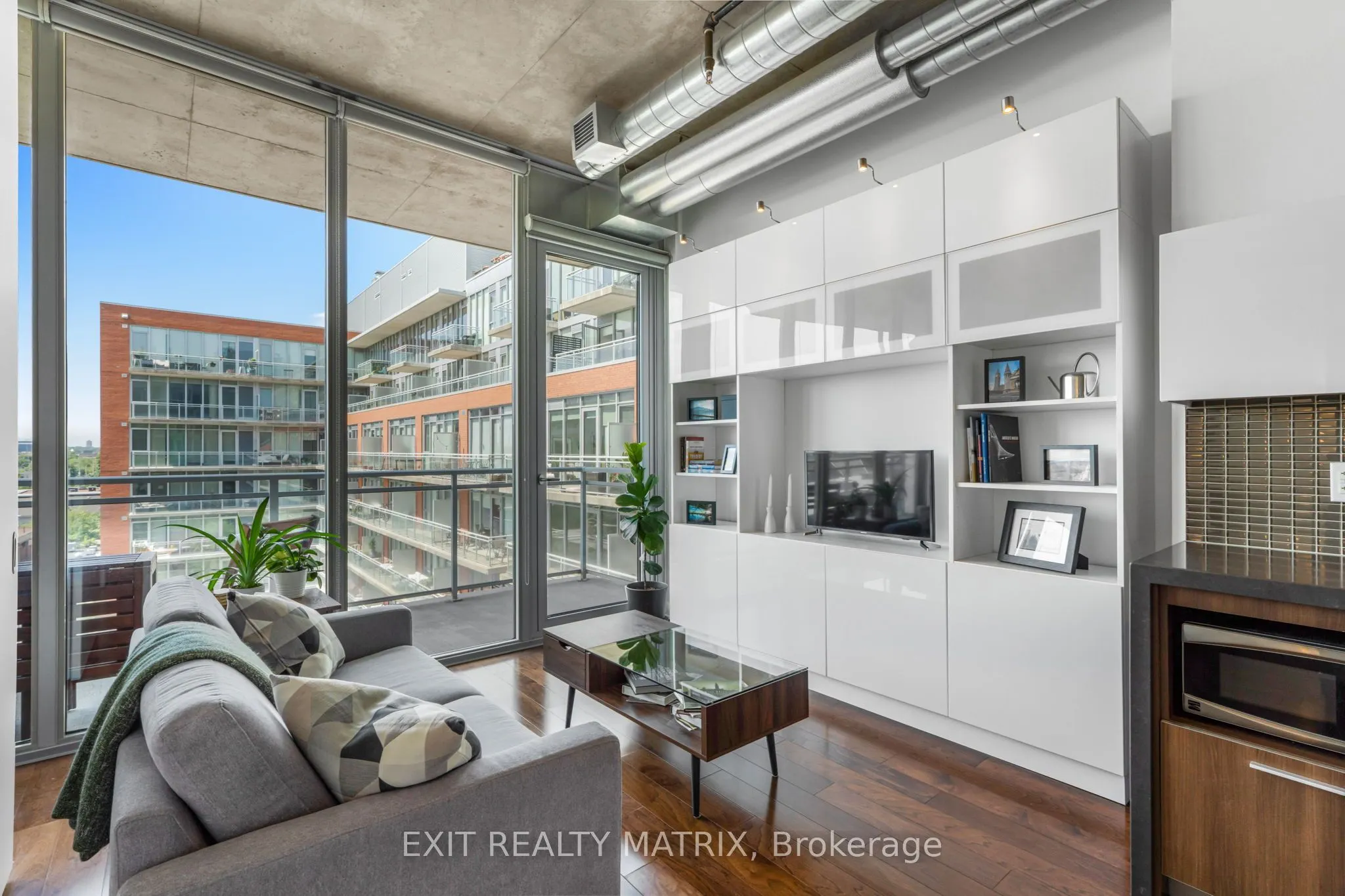 340 Mcleod Street, #749