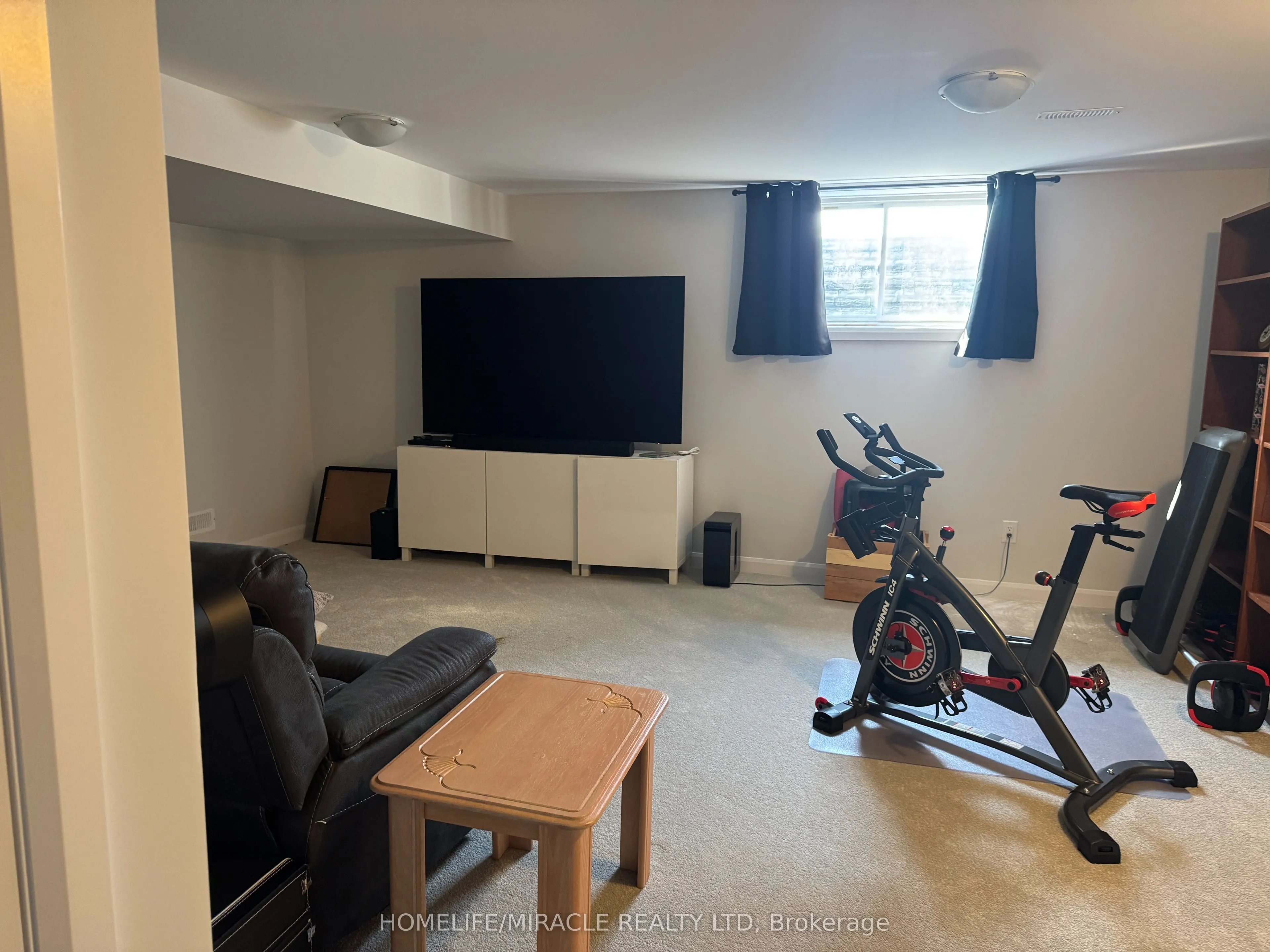 233 Elsie Macgill Walk