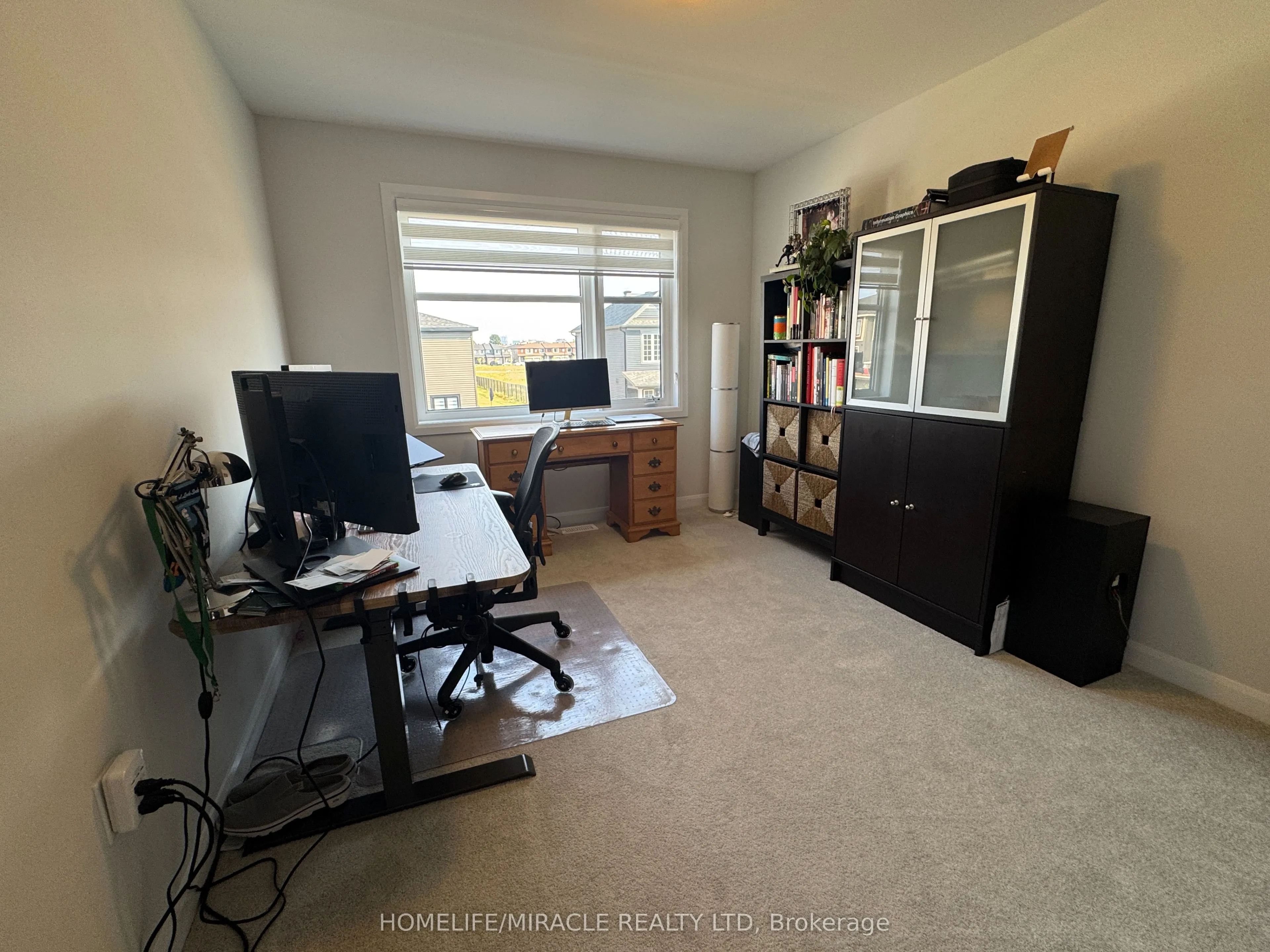 233 Elsie Macgill Walk