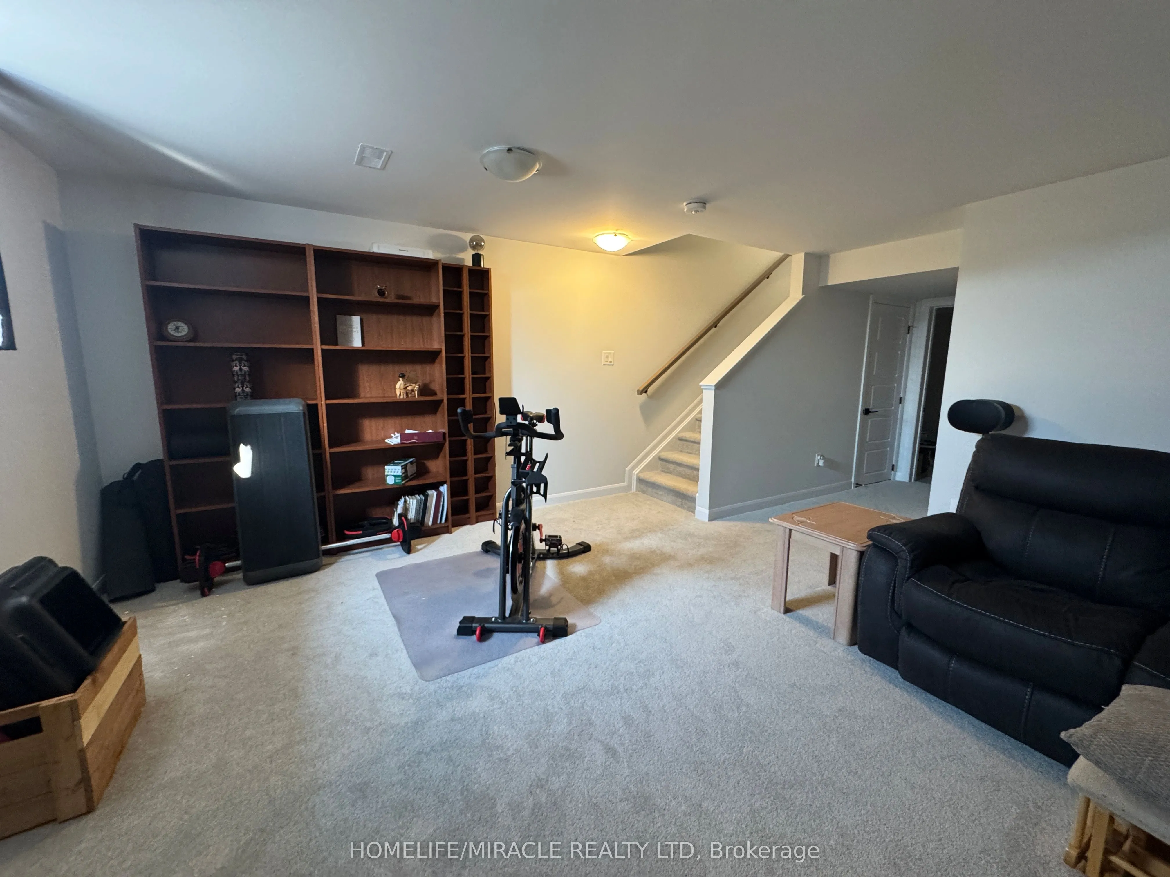 233 Elsie Macgill Walk