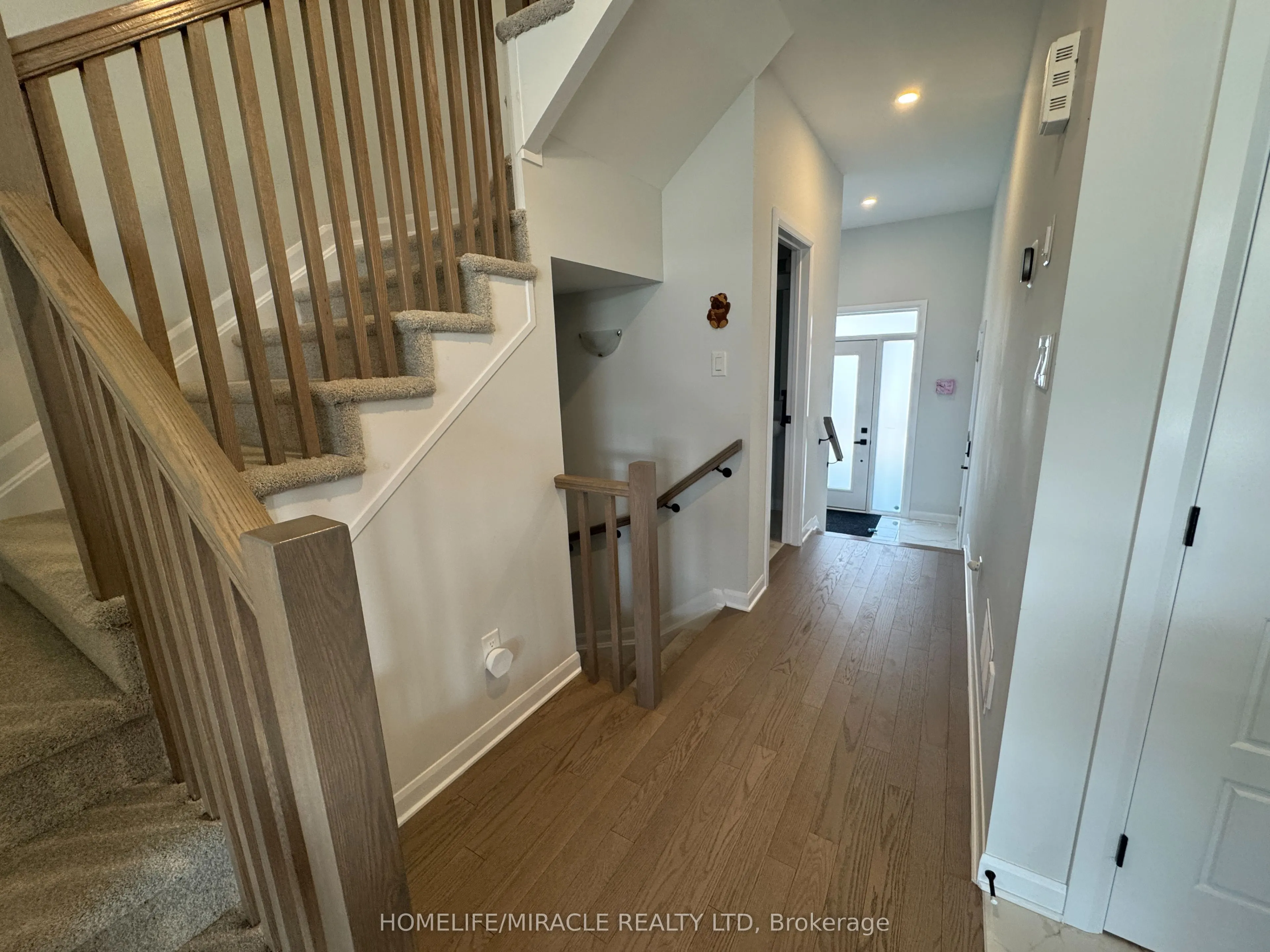 233 Elsie Macgill Walk