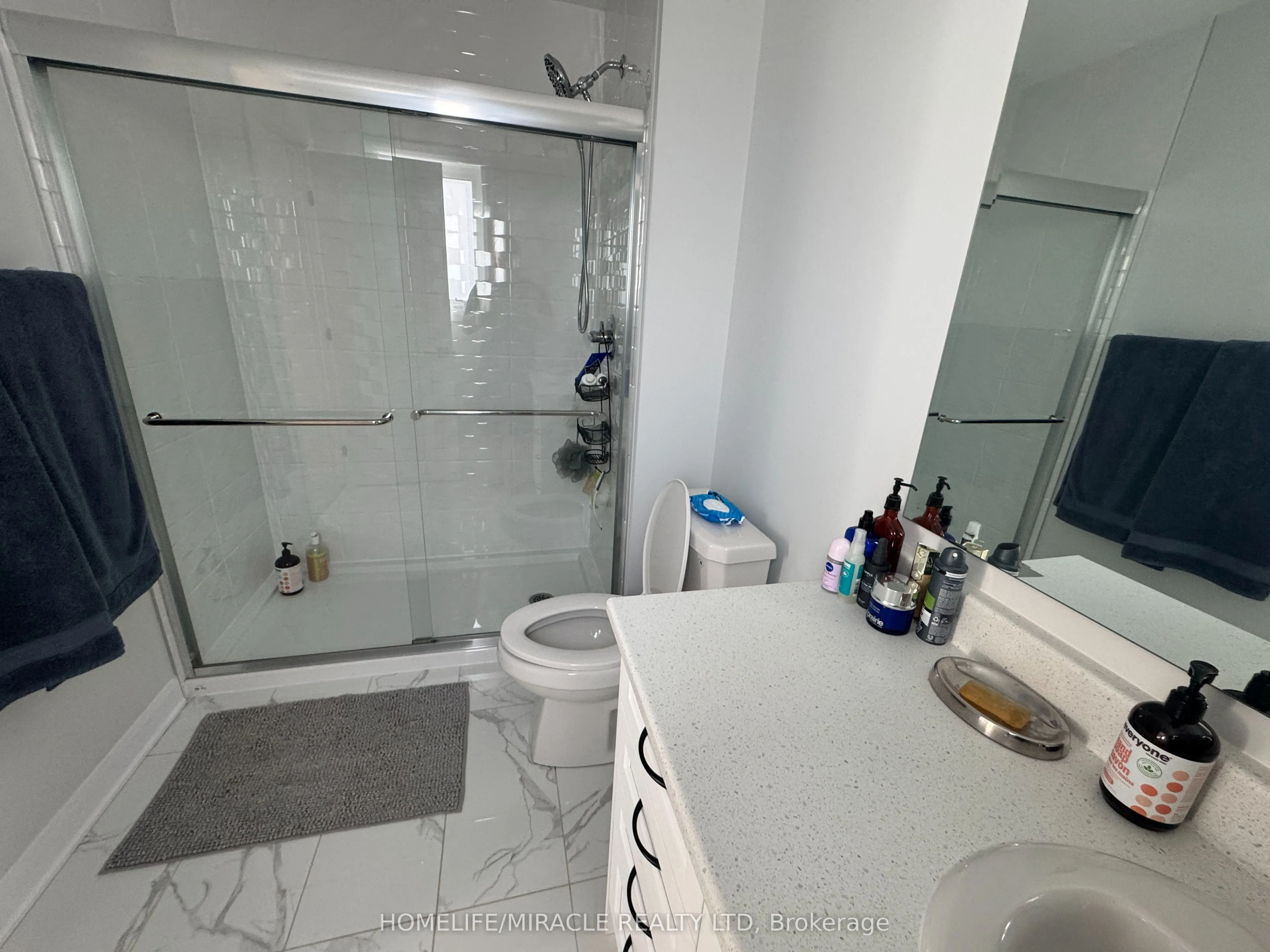 233 Elsie Macgill Walk